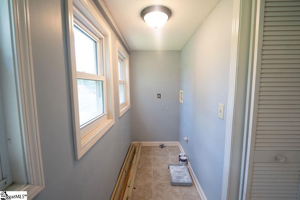 112 Garrison Street Easley, SC 29640