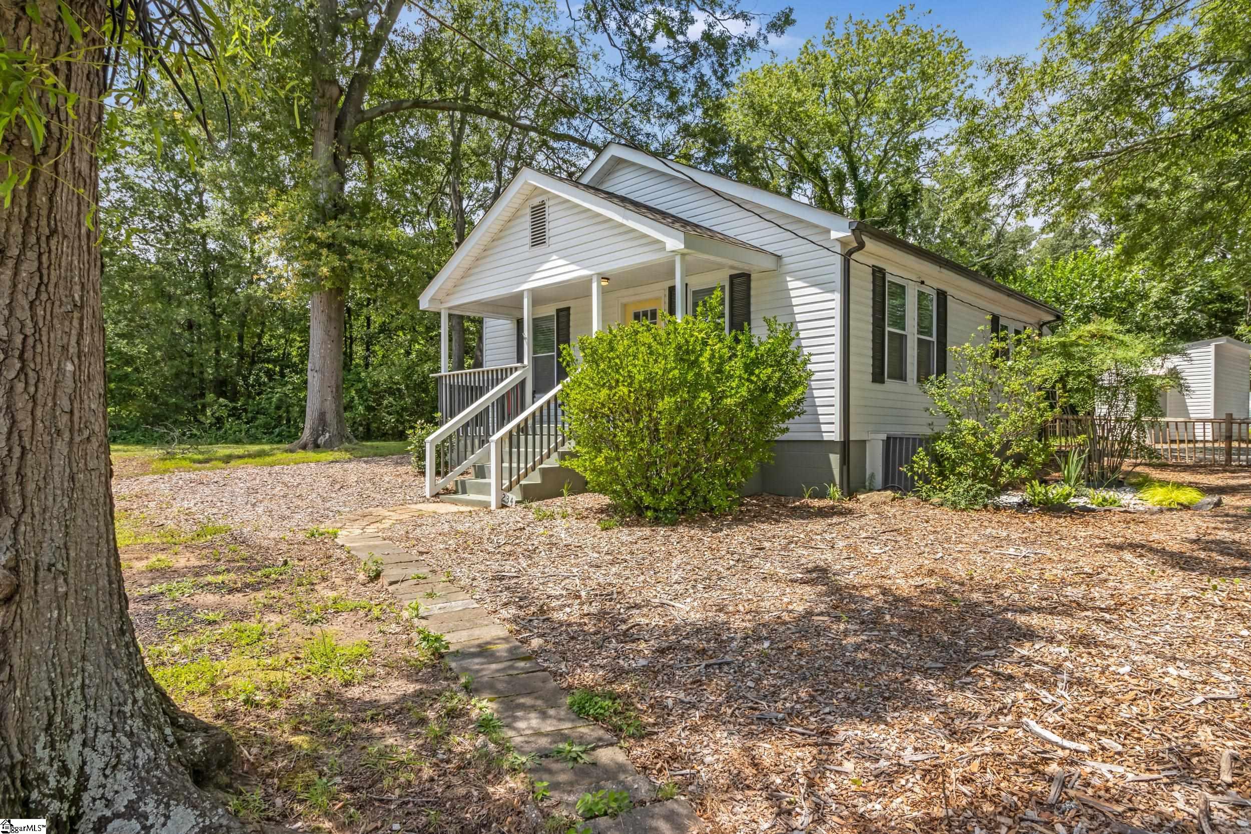 234 Southstar Street Spartanburg, SC 29301