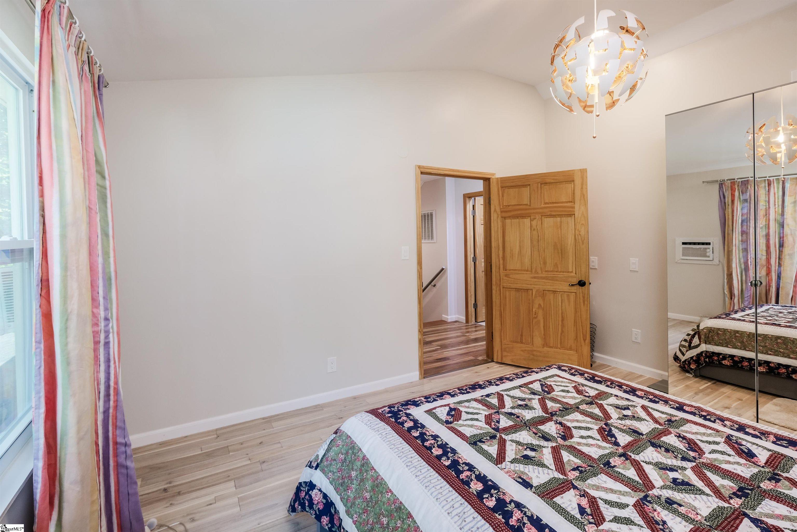 119 Twin Creek Cove Greenville, SC 29615