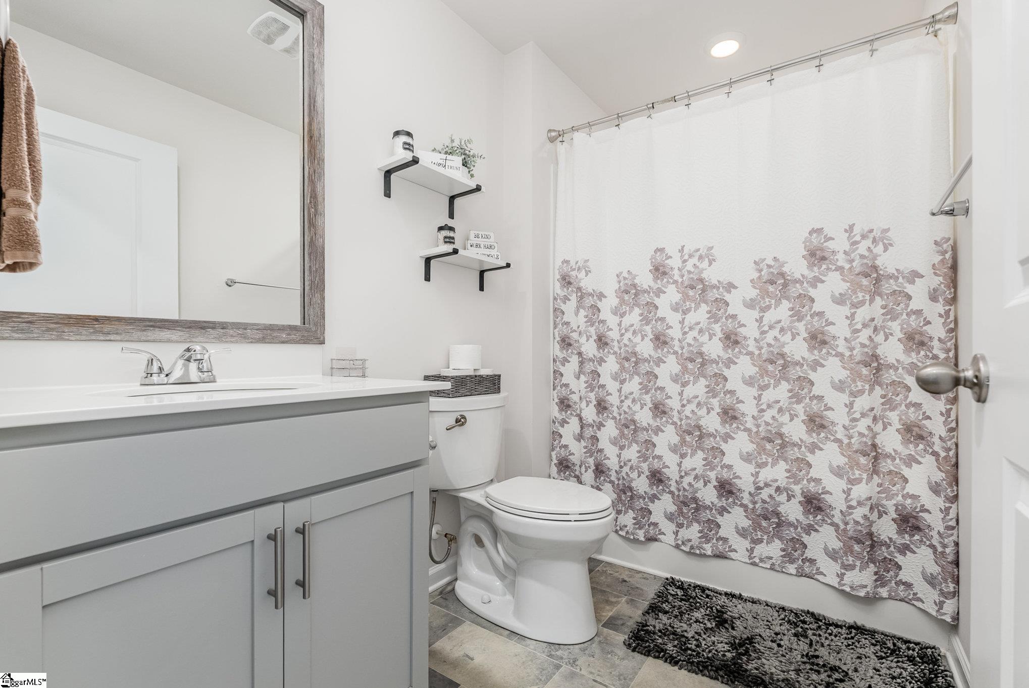 315 Ashwood Way Easley, SC 29640-8003