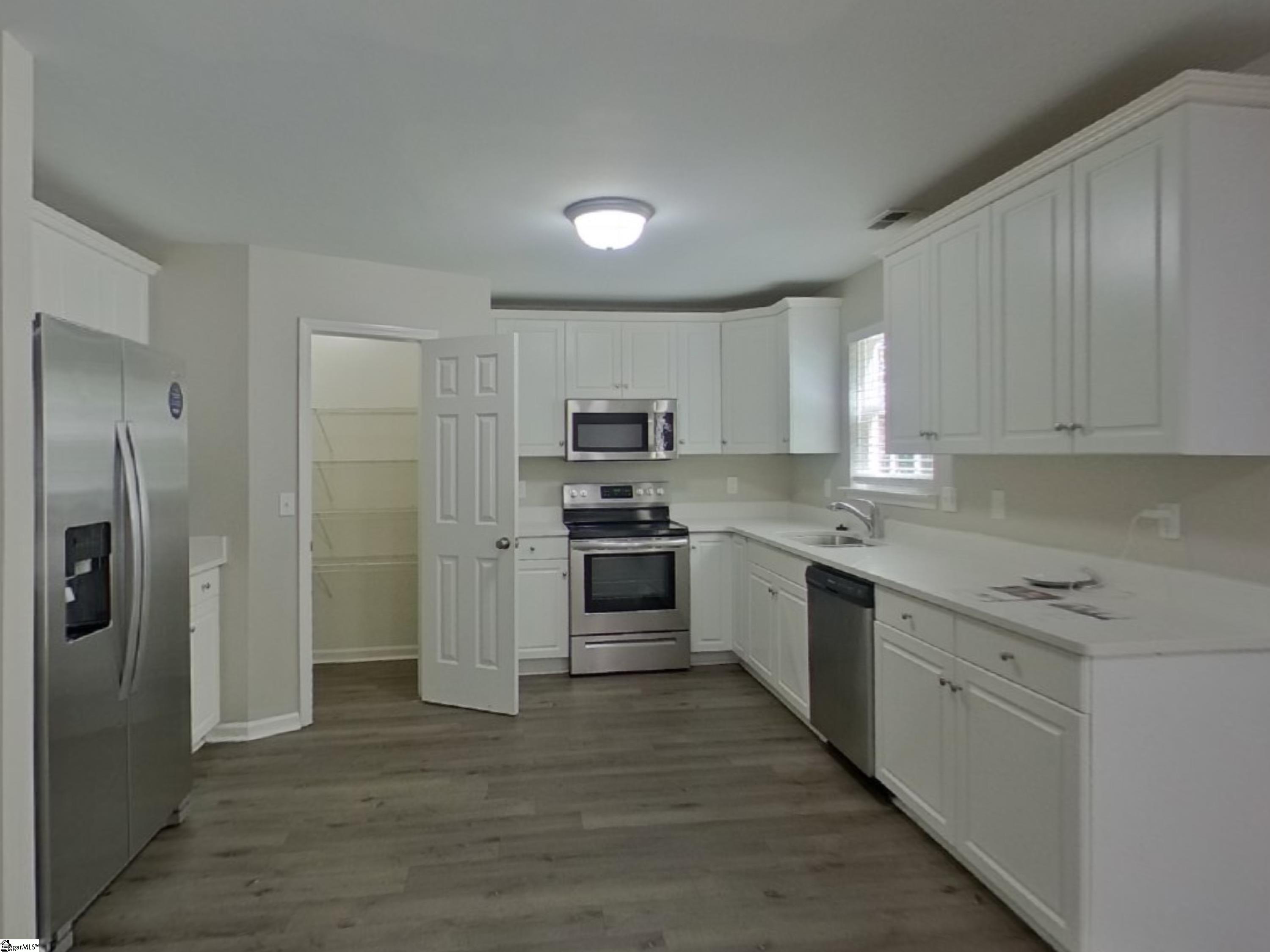 296 Waxberry Court Boiling Springs, SC 29316-9618