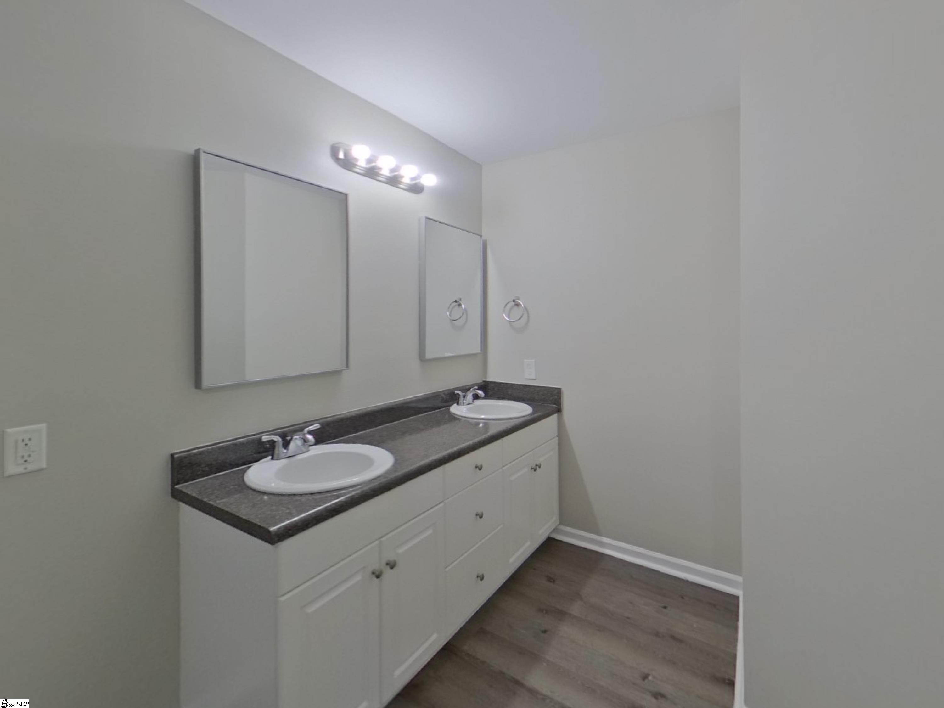 296 Waxberry Court Boiling Springs, SC 29316-9618
