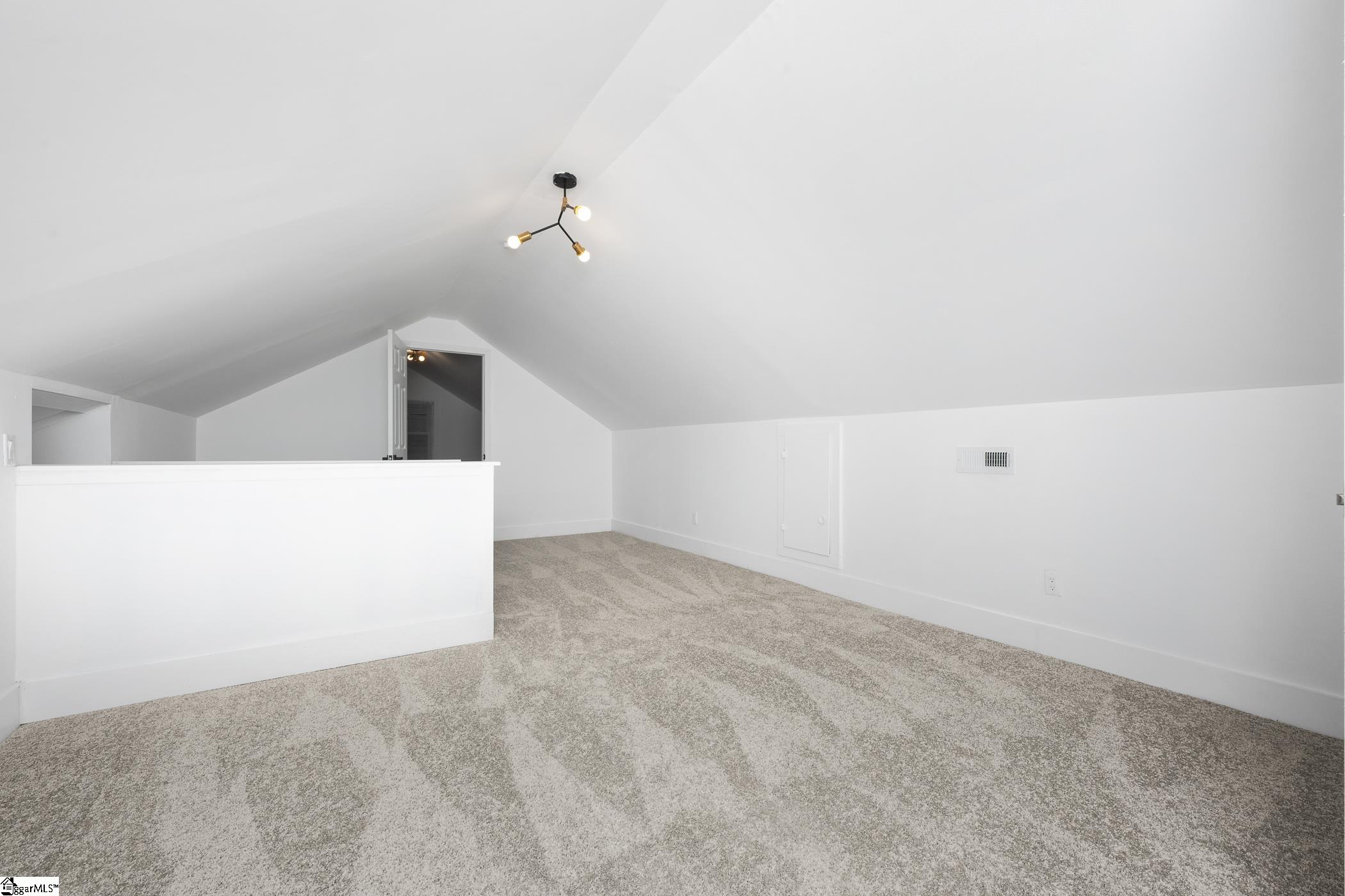 101 Ashford Avenue Greenville, SC 29609