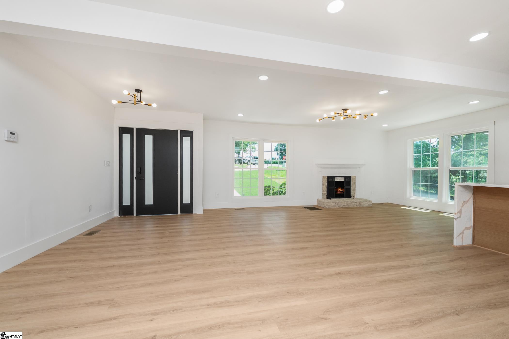 101 Ashford Avenue Greenville, SC 29609