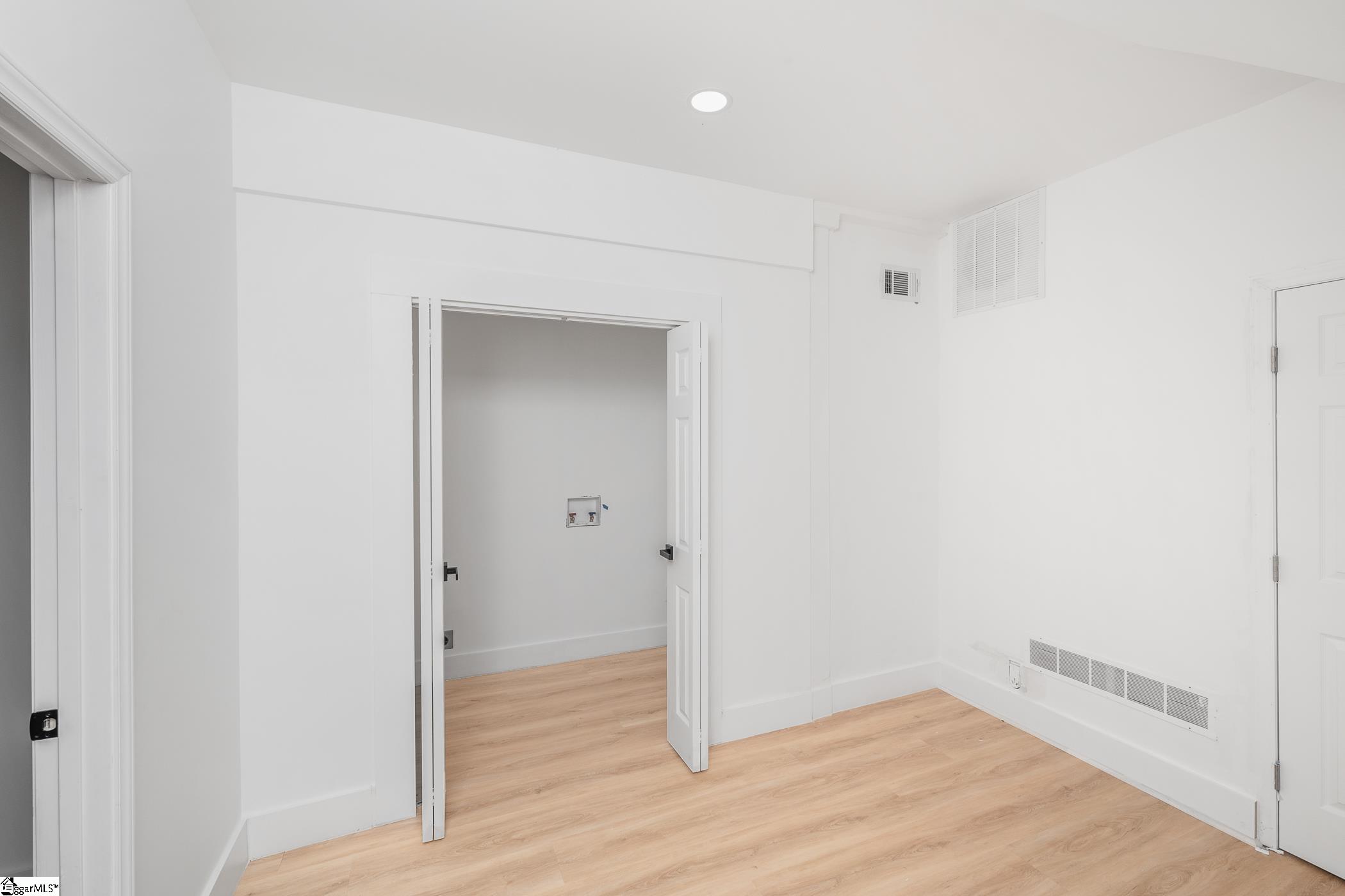 101 Ashford Avenue Greenville, SC 29609
