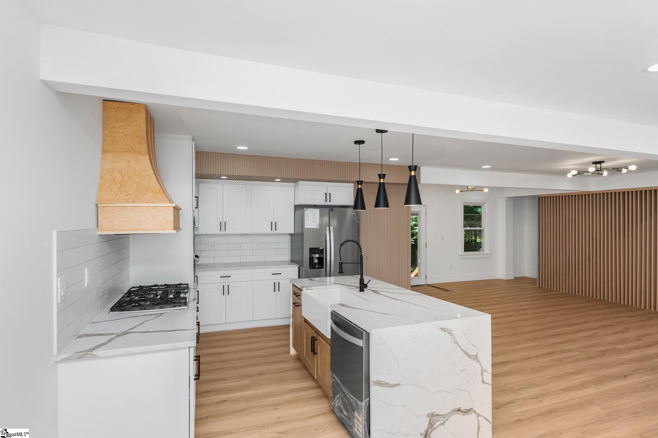 101 Ashford Avenue Greenville, SC 29609