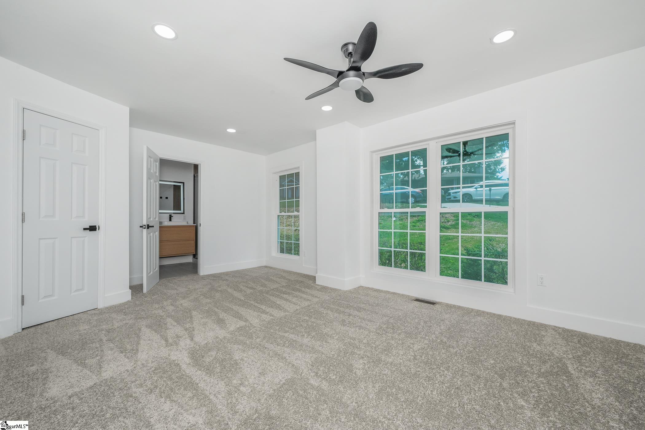 101 Ashford Avenue Greenville, SC 29609