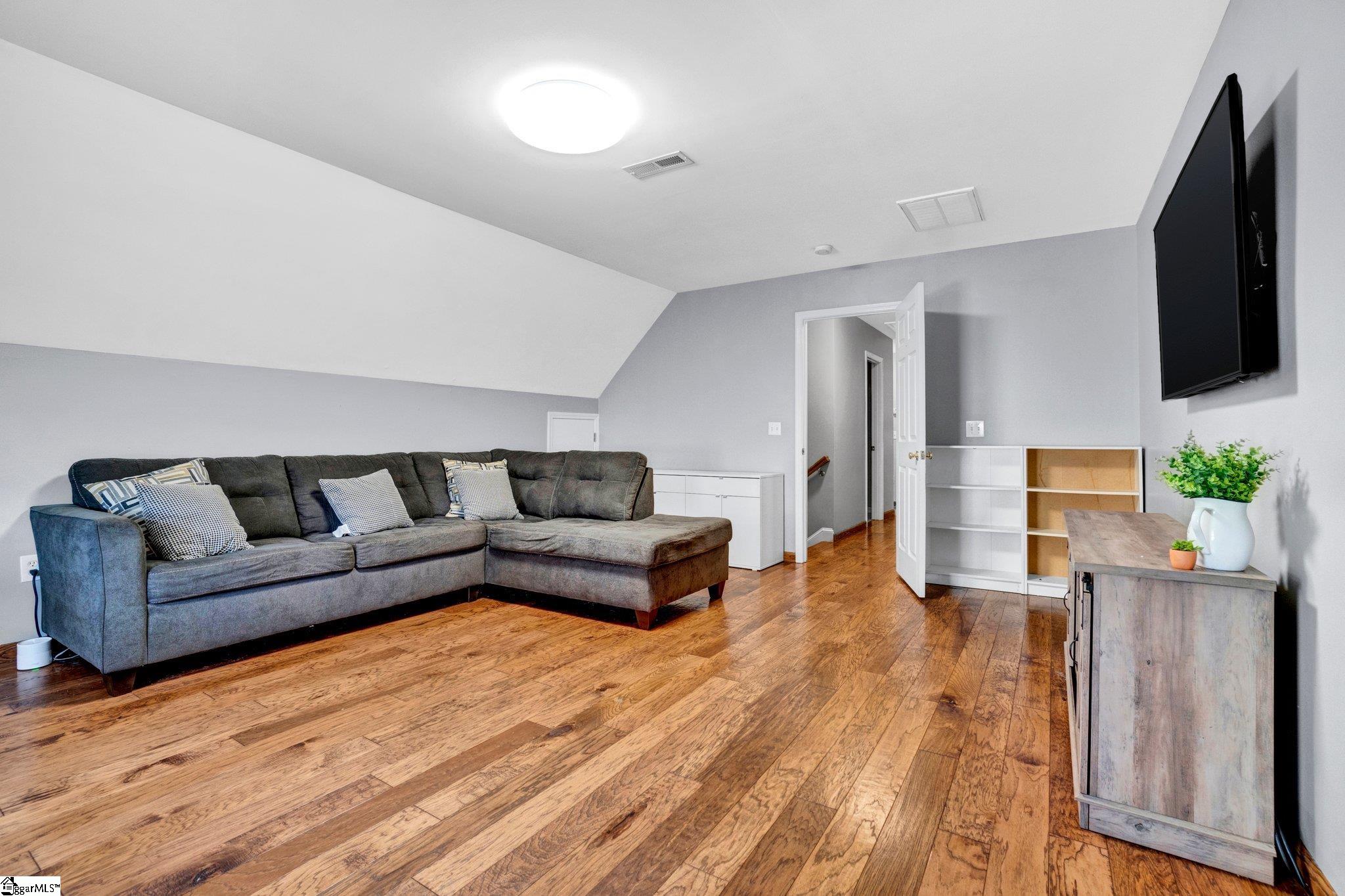 309 Schooner Court Simpsonville, SC 29680