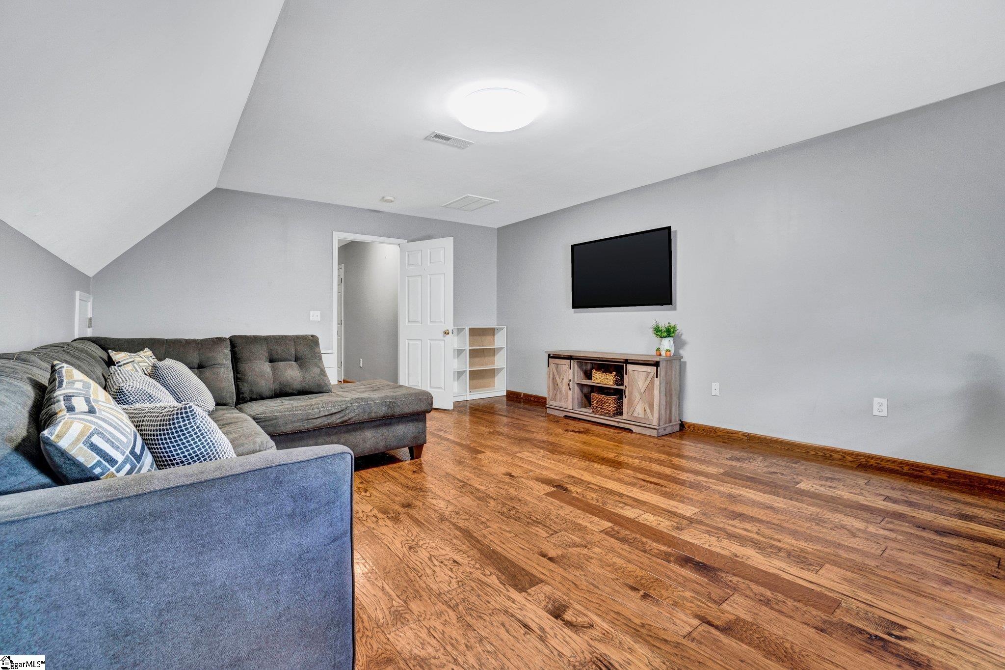309 Schooner Court Simpsonville, SC 29680