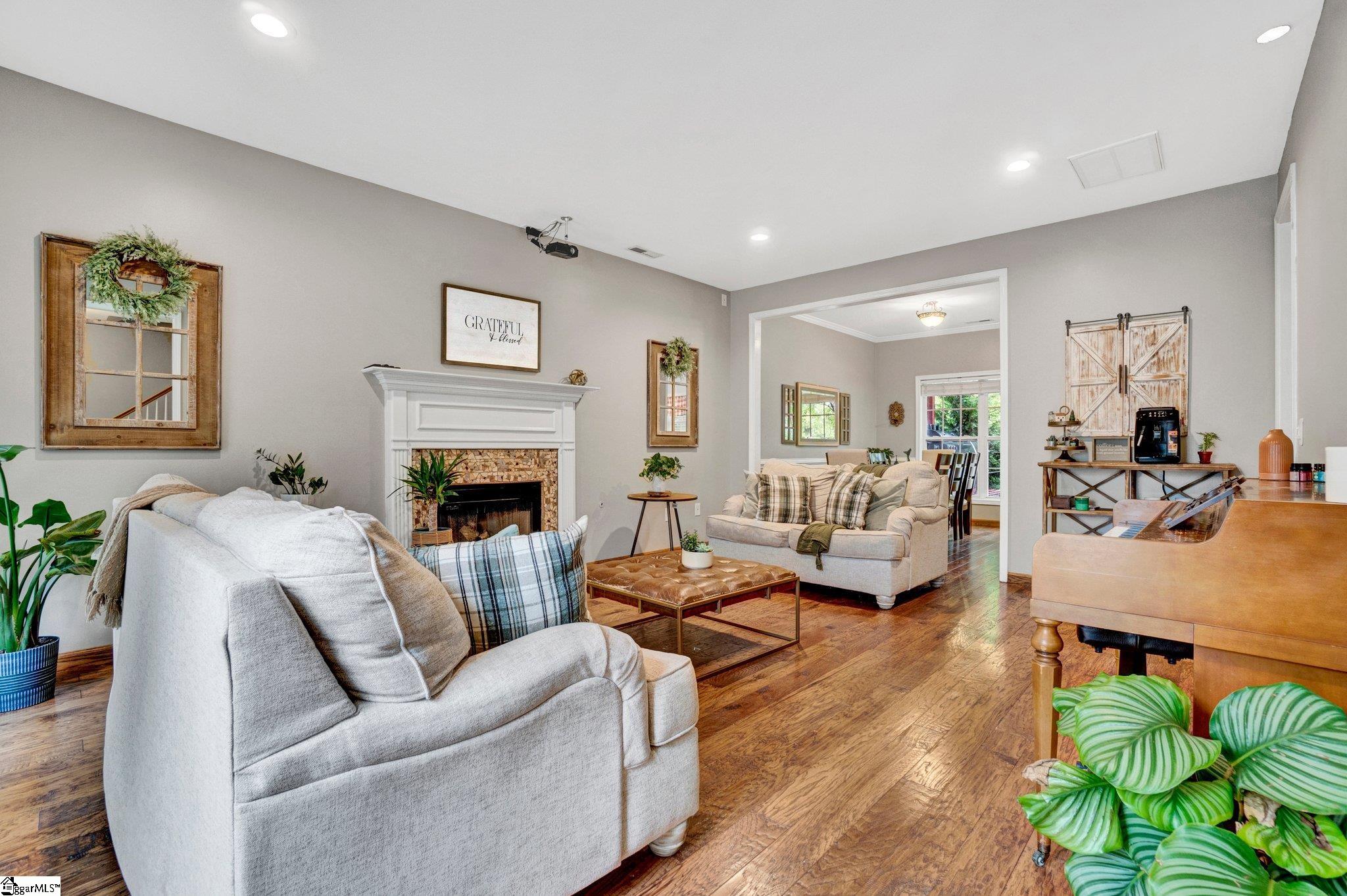 309 Schooner Court Simpsonville, SC 29680