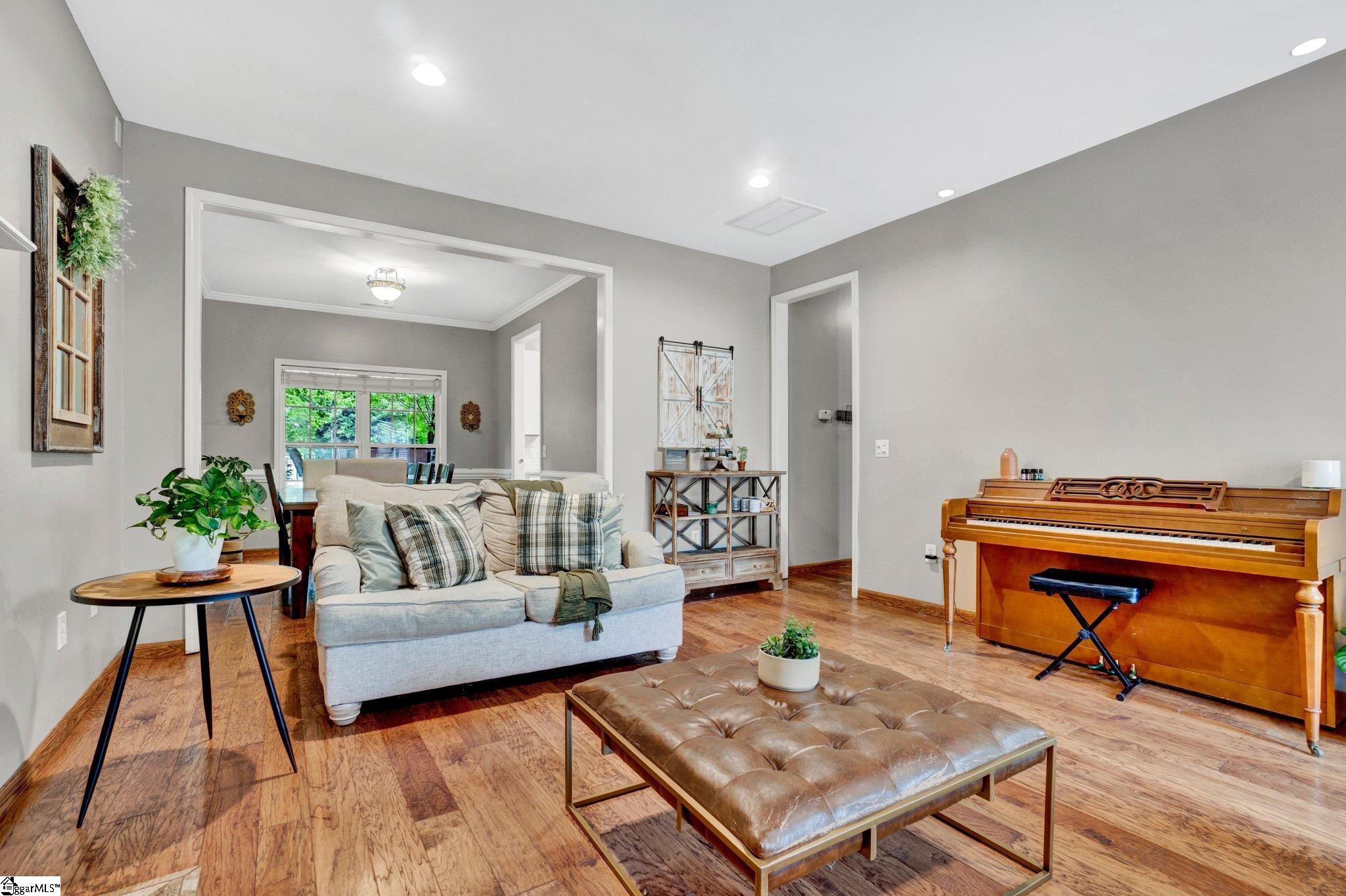 309 Schooner Court Simpsonville, SC 29680