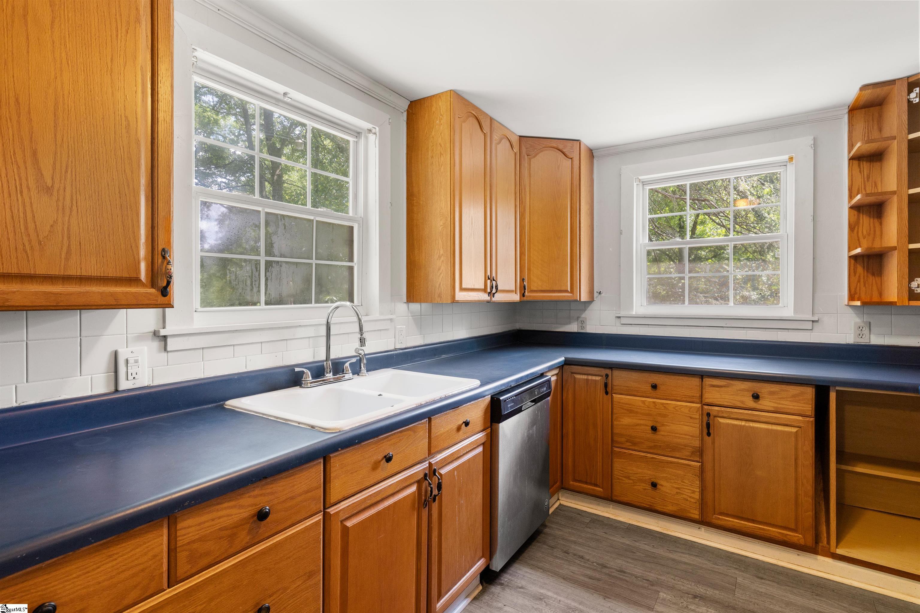 262 Rutledge Lake Road Greenville, SC 29617