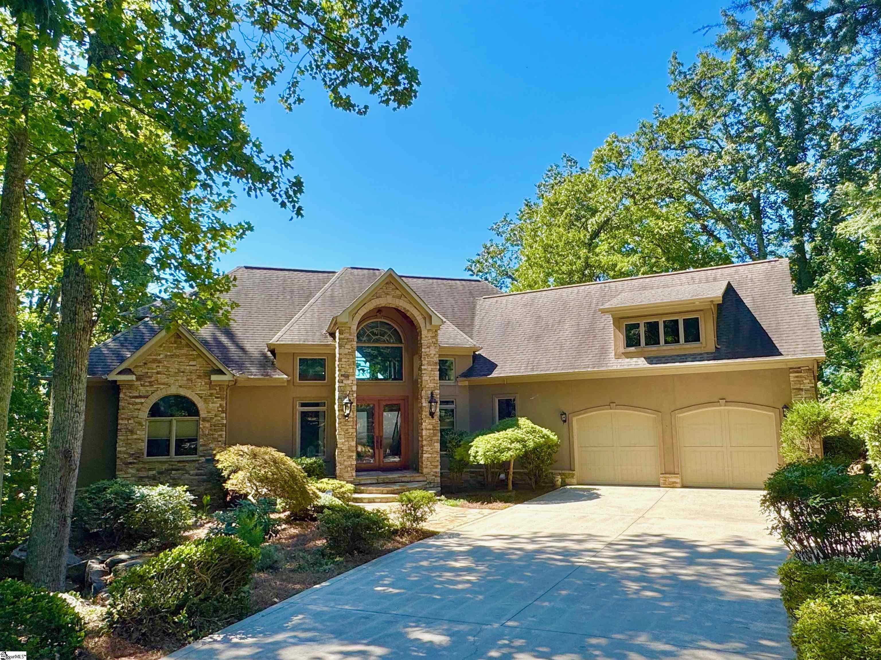 114 High Rock Ridge Drive Landrum, SC 29356