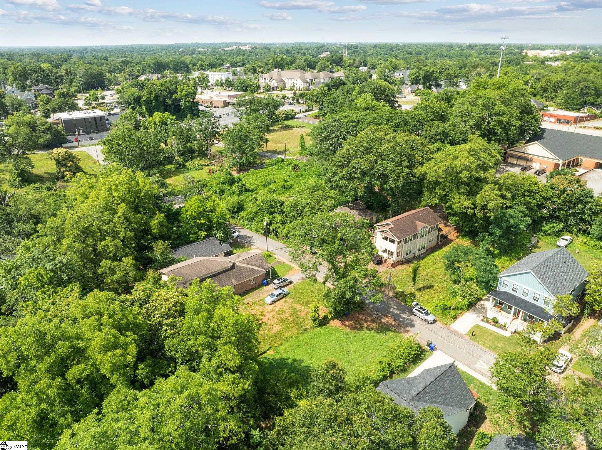 15 Chicora Avenue Greenville, SC 29605