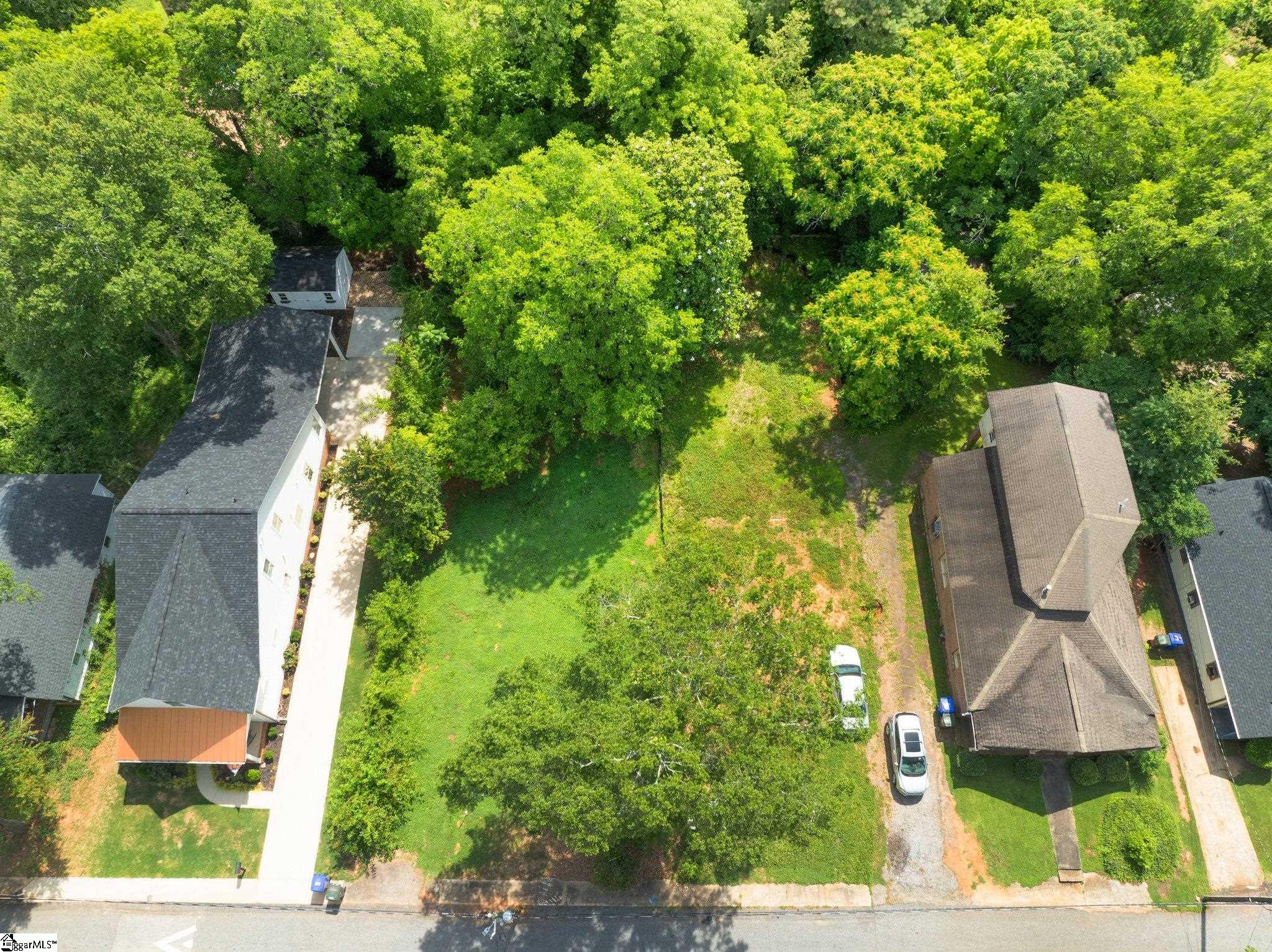 15 Chicora Avenue Greenville, SC 29605