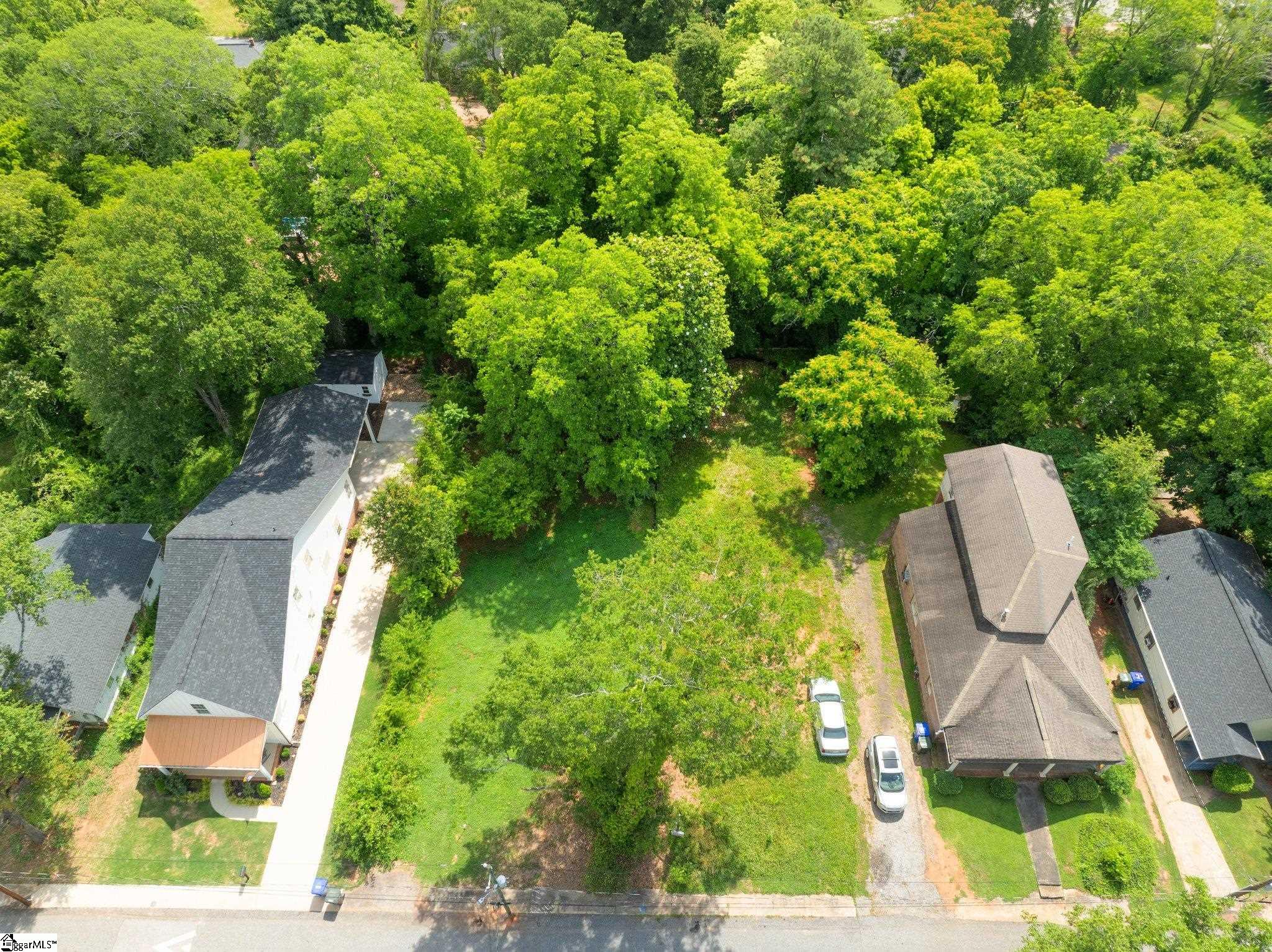 15 Chicora Avenue Greenville, SC 29605