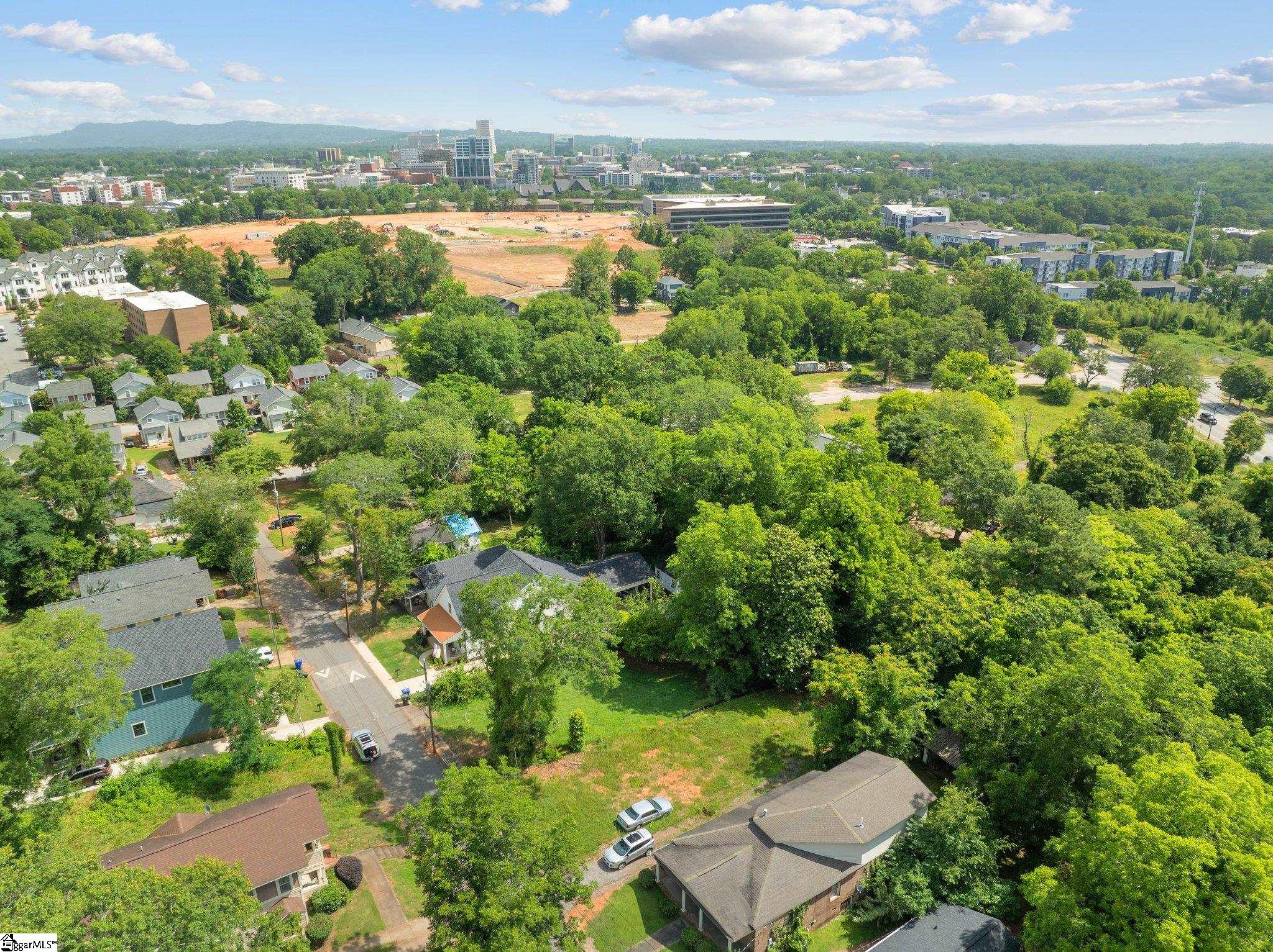 15 Chicora Avenue Greenville, SC 29605