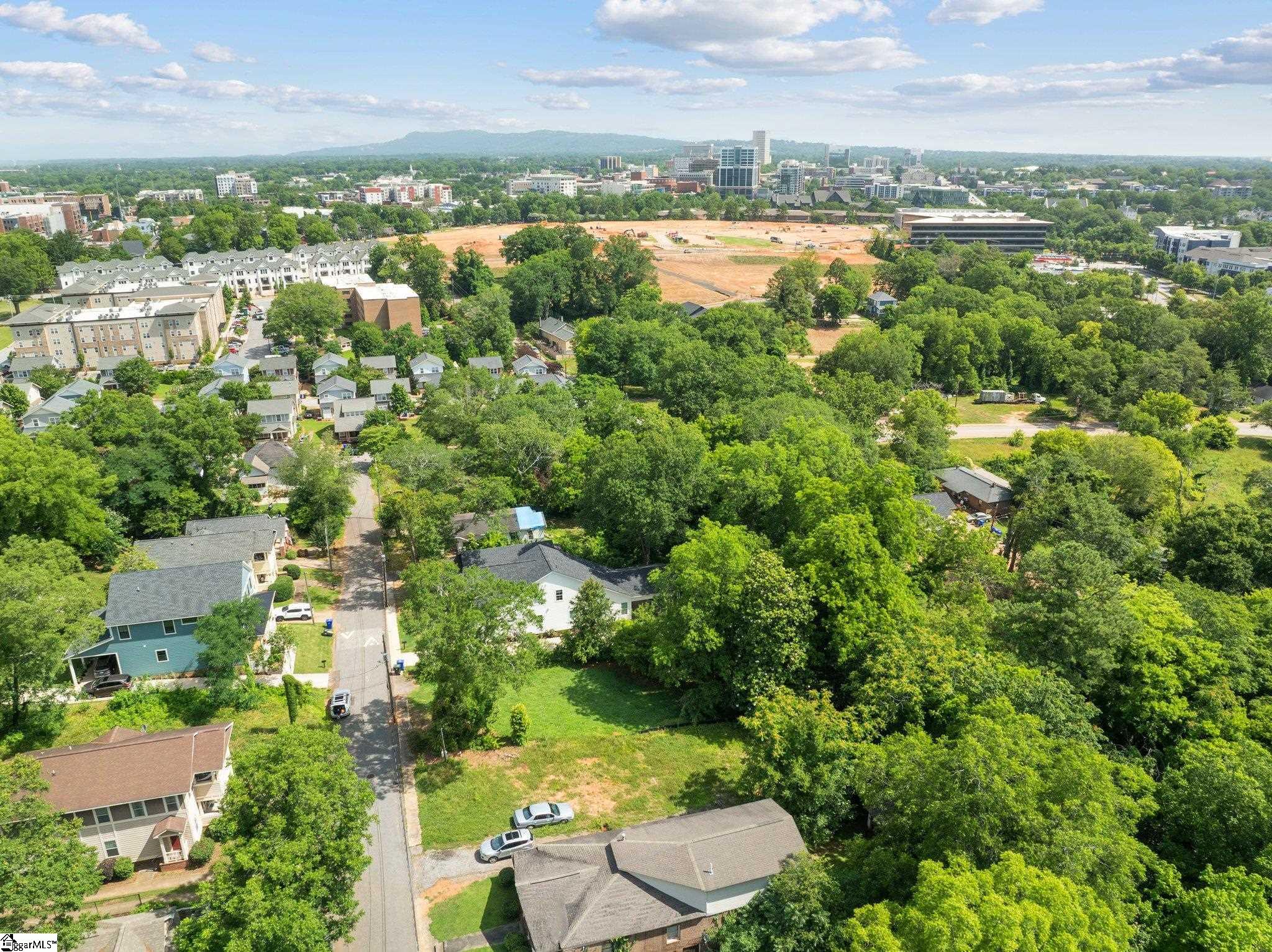 15 Chicora Avenue Greenville, SC 29605
