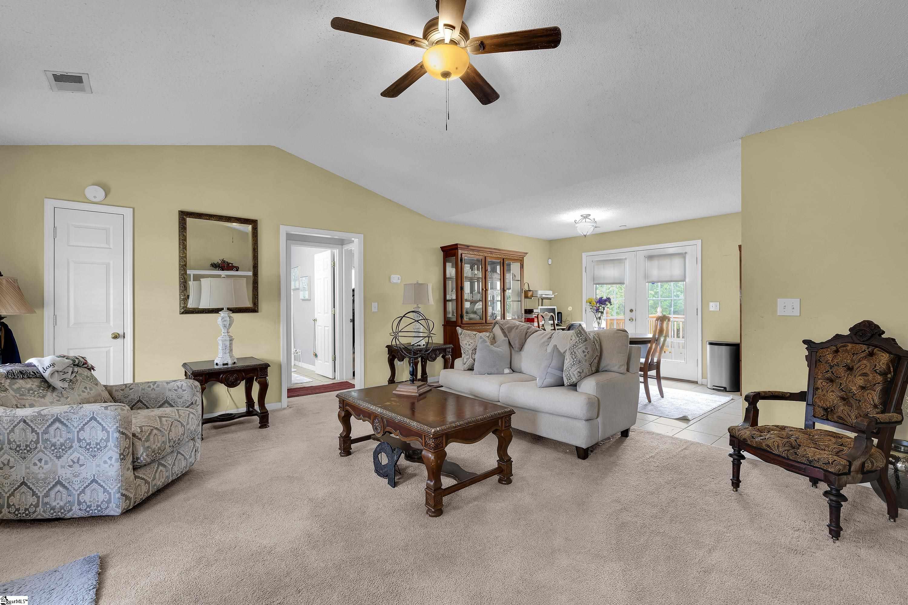 361 Split Oak Lane Inman, SC 29346
