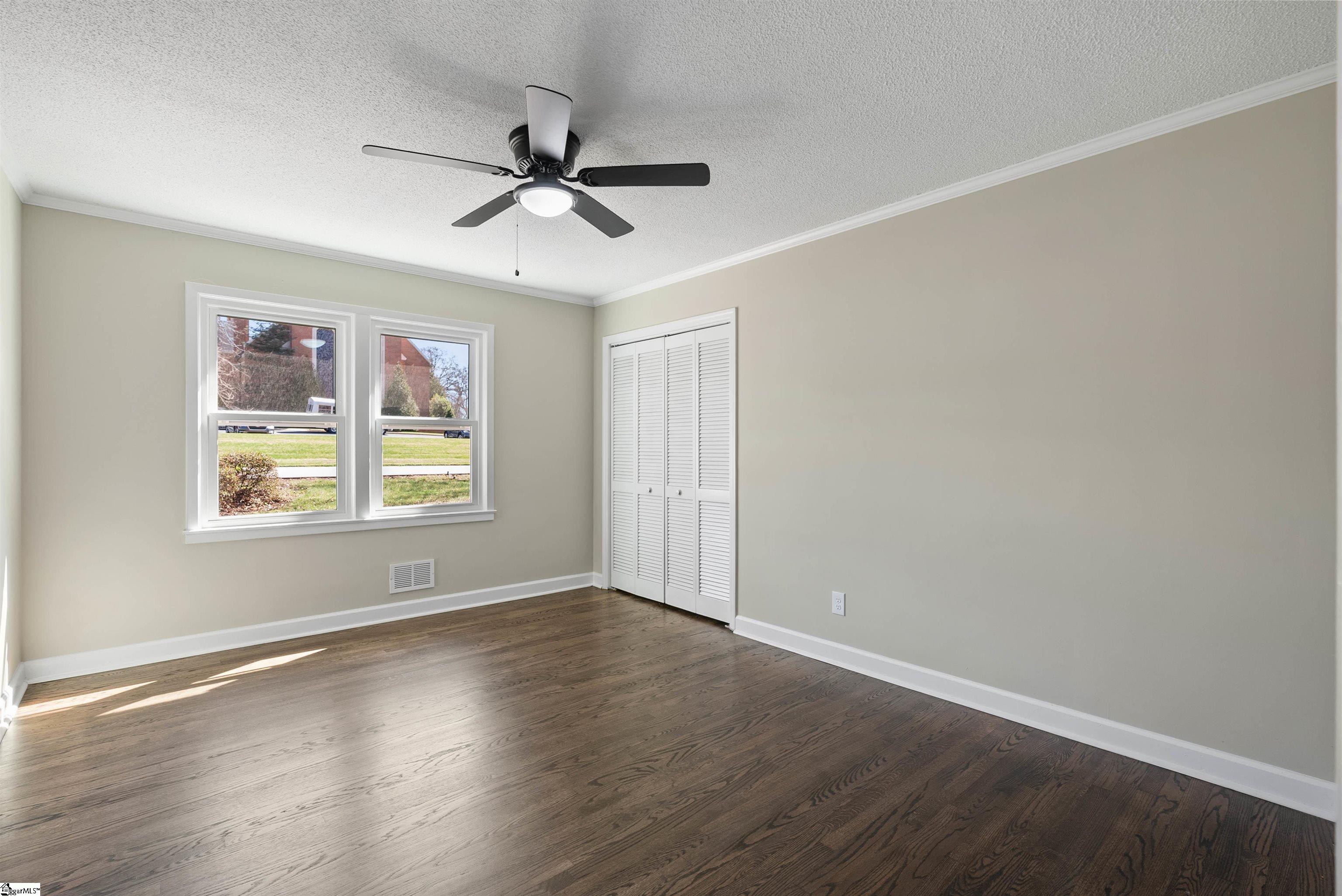 306 Fernwood Drive Spartanburg, SC 29307