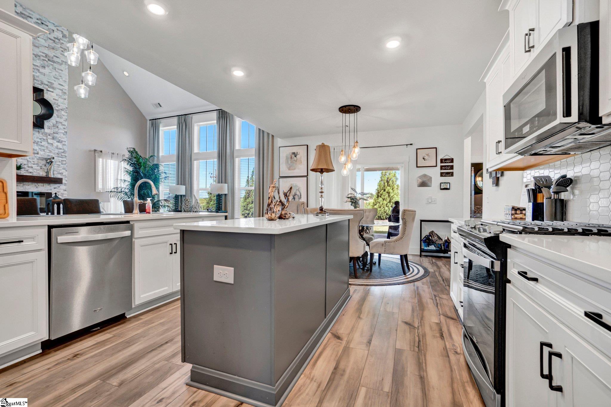 569 Fenwick Drive Woodruff, SC 29388
