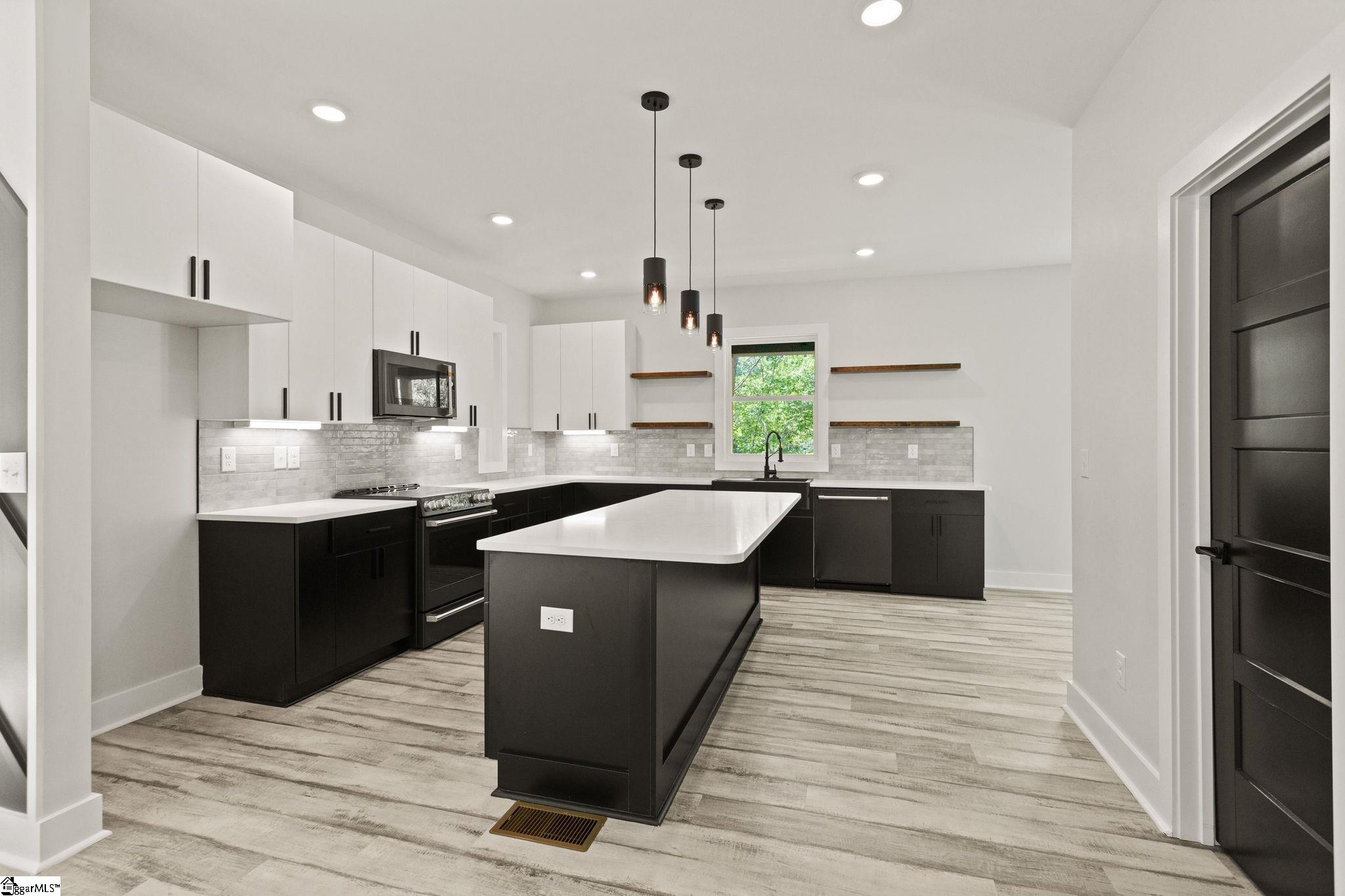 649 Canterbury Road Piedmont, SC 29673