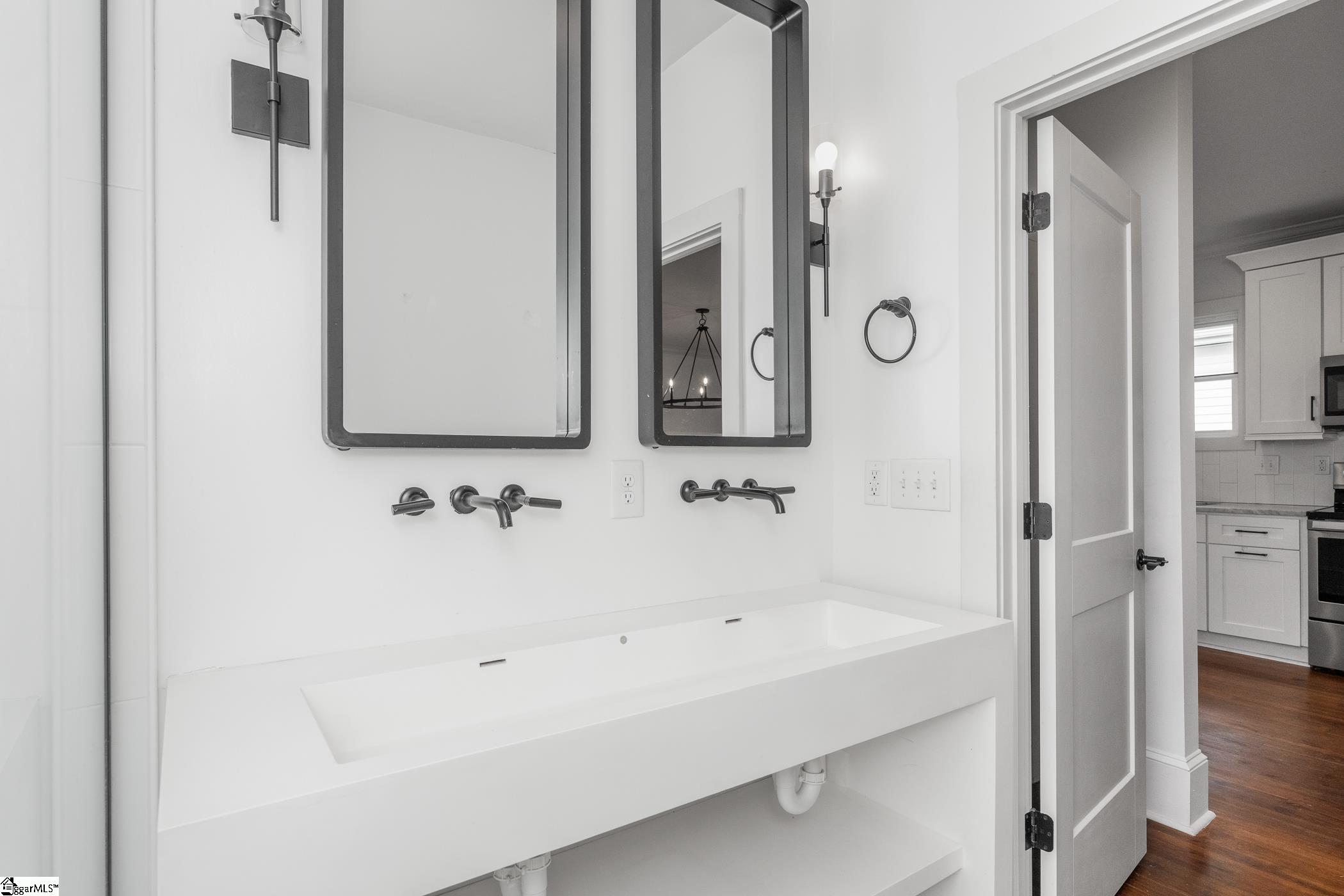 521 Anderson Street Greenville, SC 29601