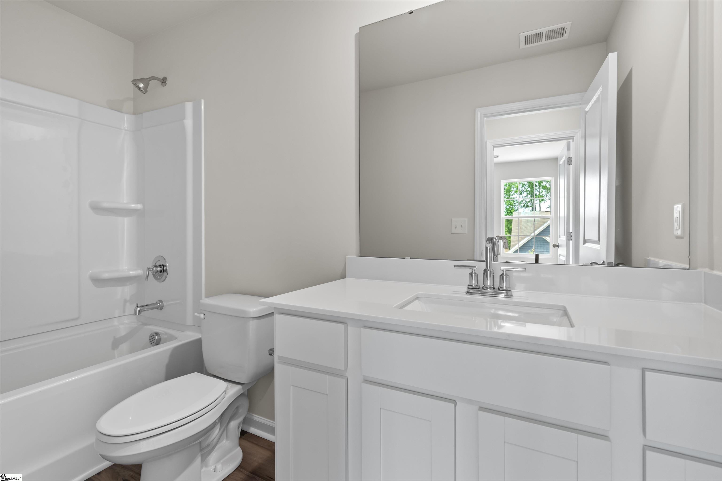 1075 Cleveland Meadows Trail Spartanburg, SC 29303