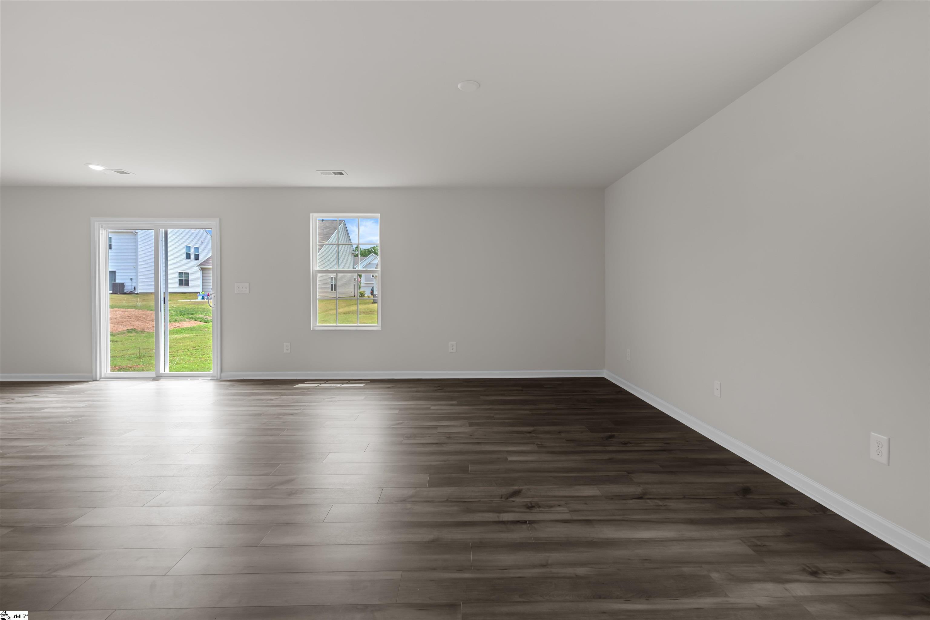 1087 Cleveland Meadows Trail Spartanburg, SC 29303