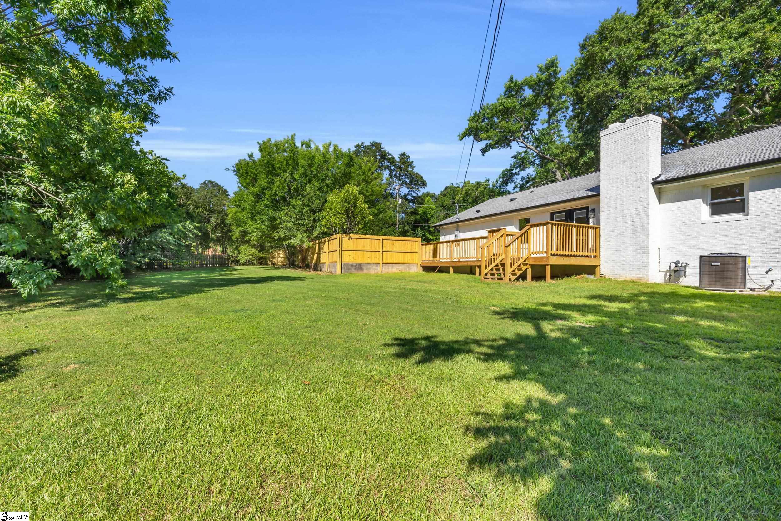 2 Melbourne Lane Greenville, SC 29615