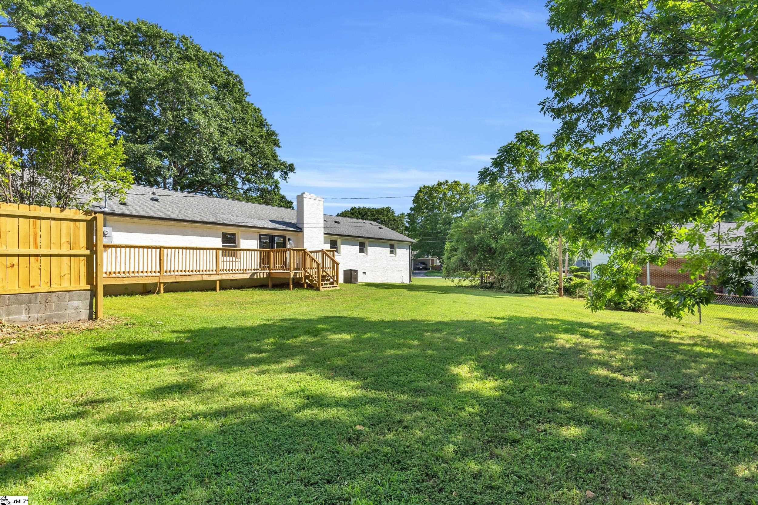 2 Melbourne Lane Greenville, SC 29615