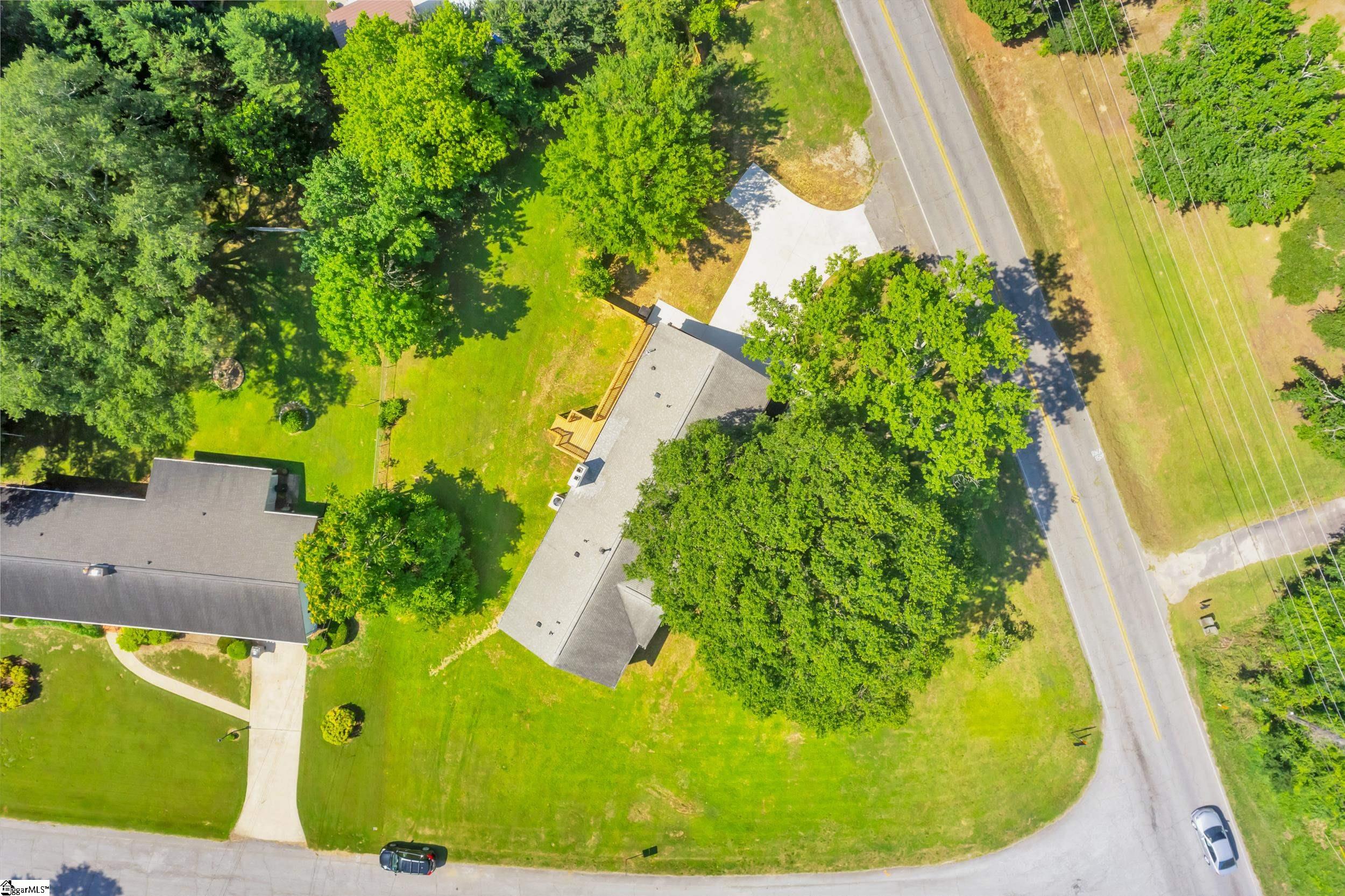 2 Melbourne Lane Greenville, SC 29615