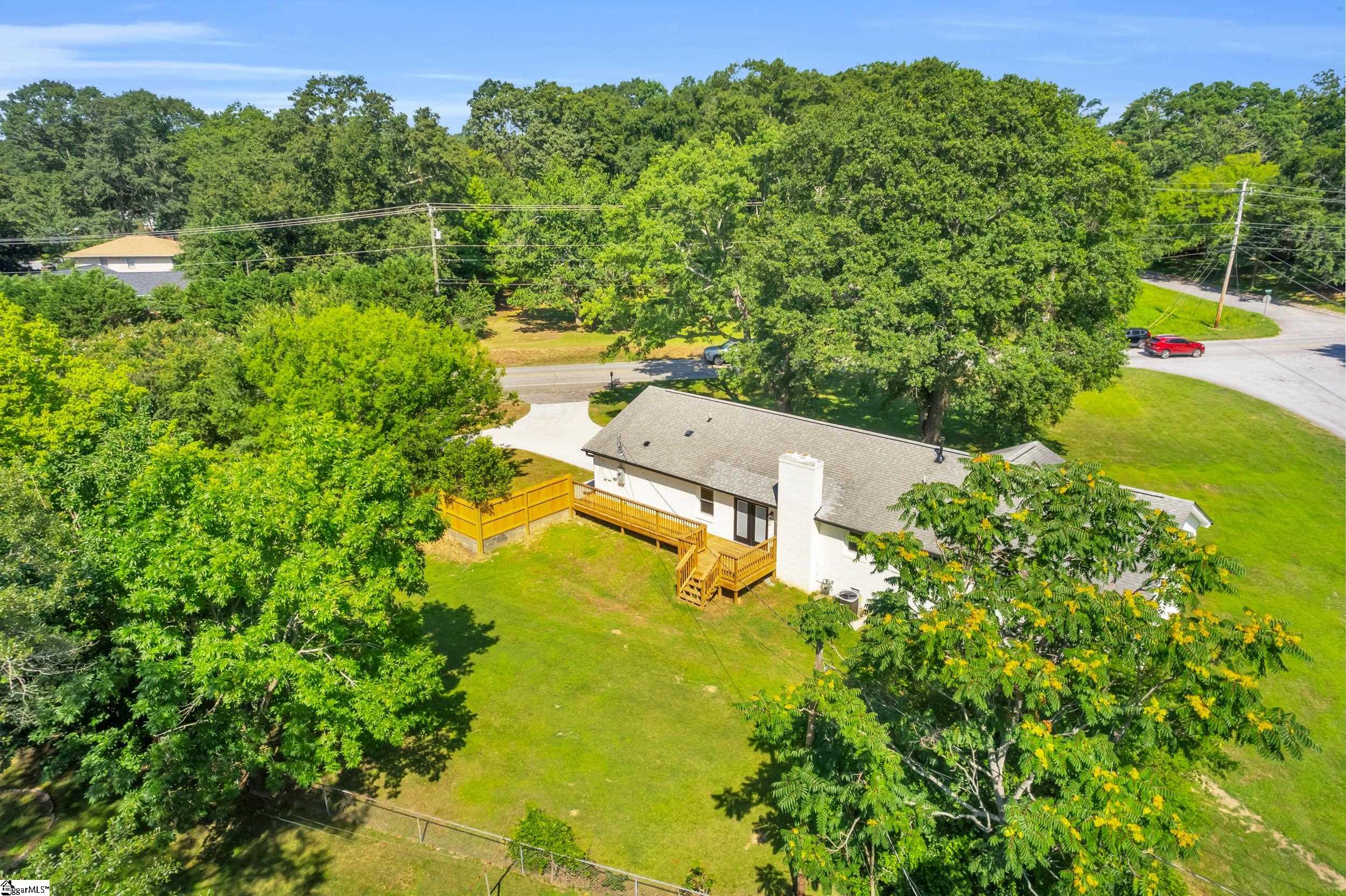 2 Melbourne Lane Greenville, SC 29615