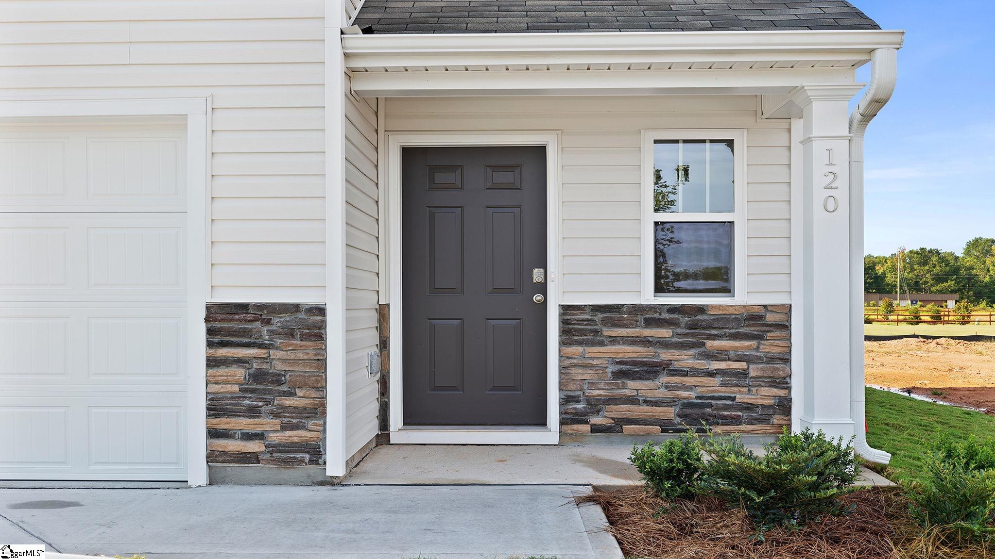 120 Elgin Drive Laurens, SC 29360