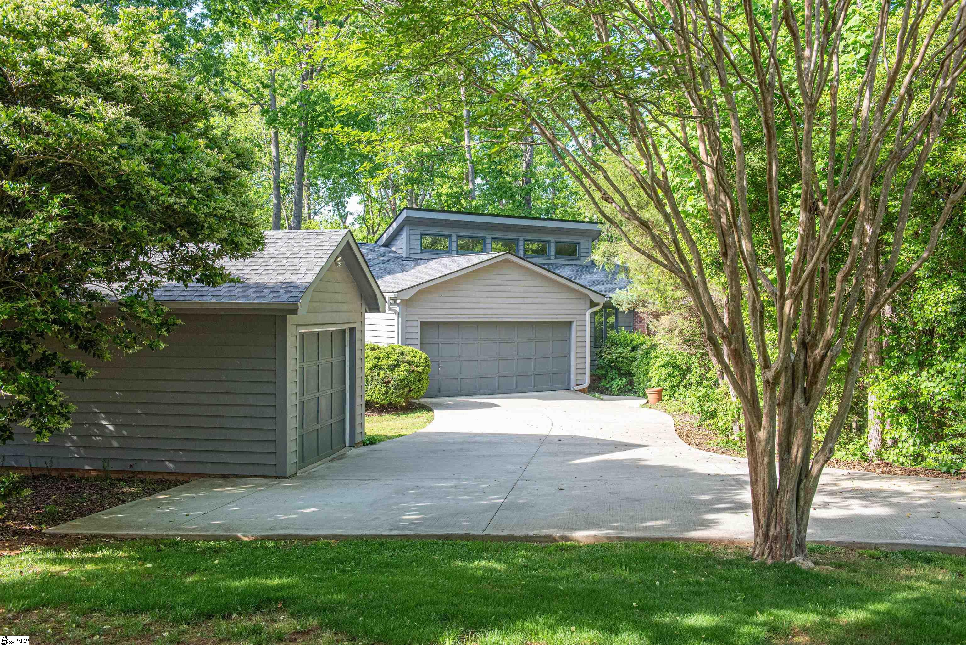 154 Poplar Knoll Drive Moore, SC 29369-9203