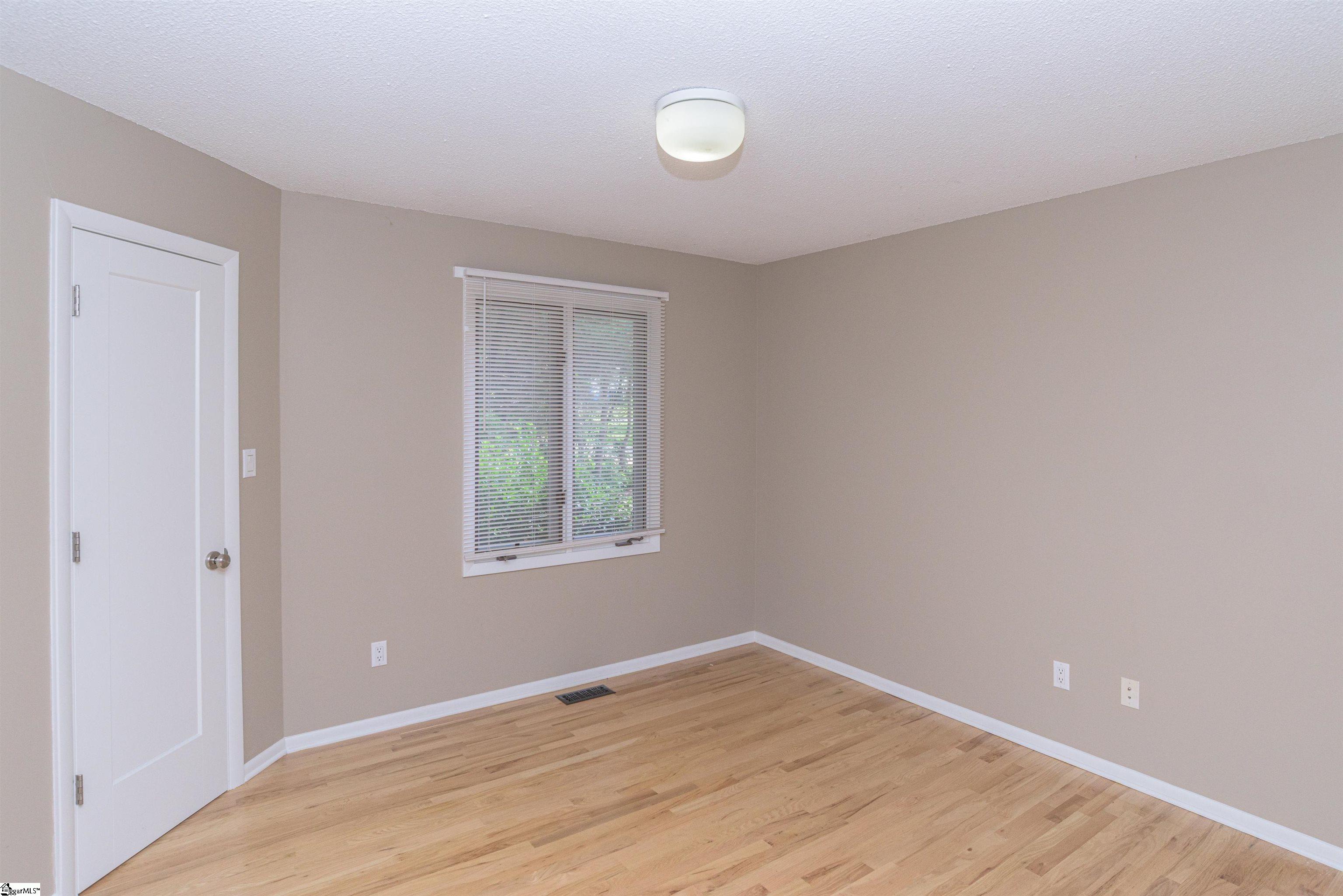 154 Poplar Knoll Drive Moore, SC 29369-9203
