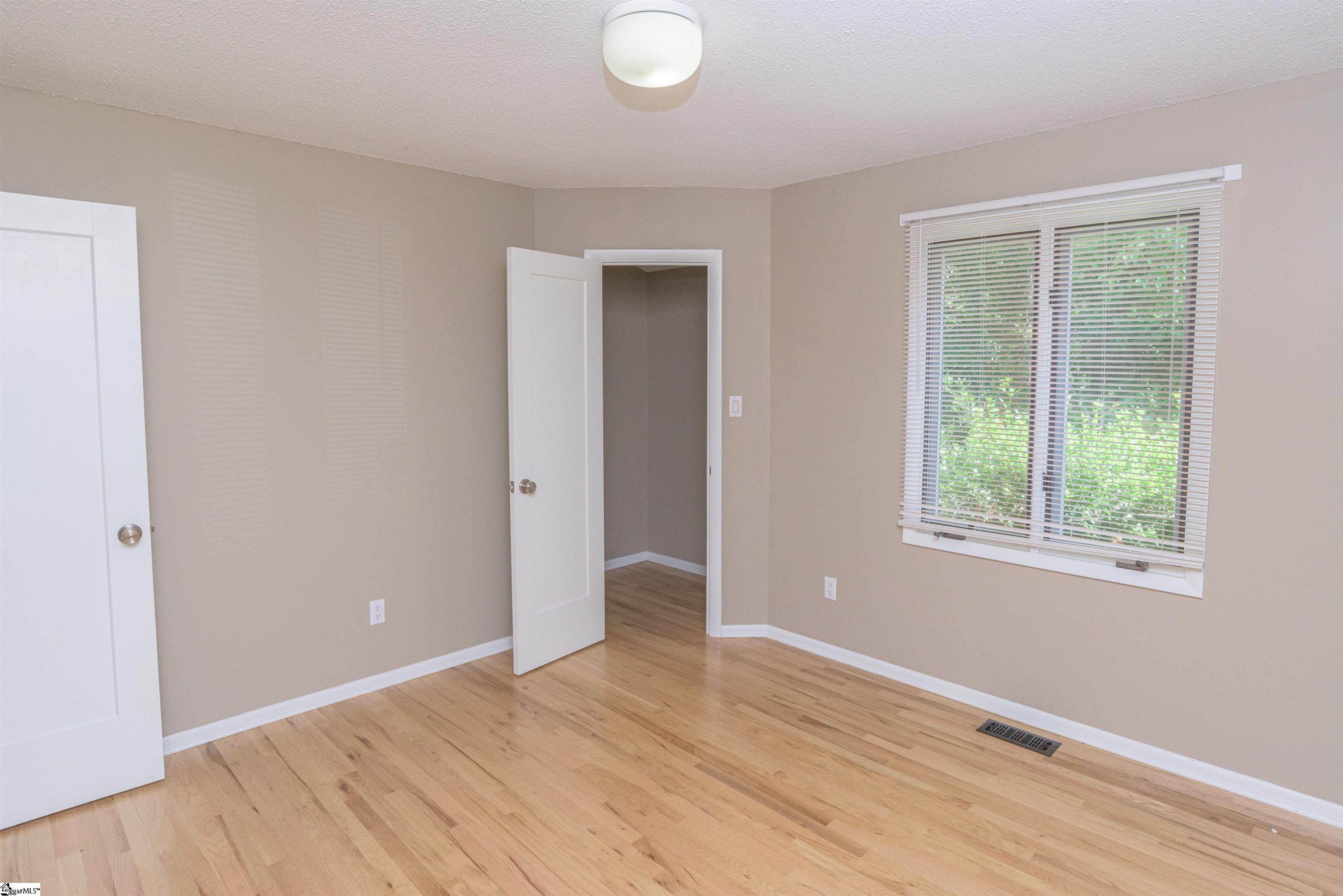 154 Poplar Knoll Drive Moore, SC 29369-9203