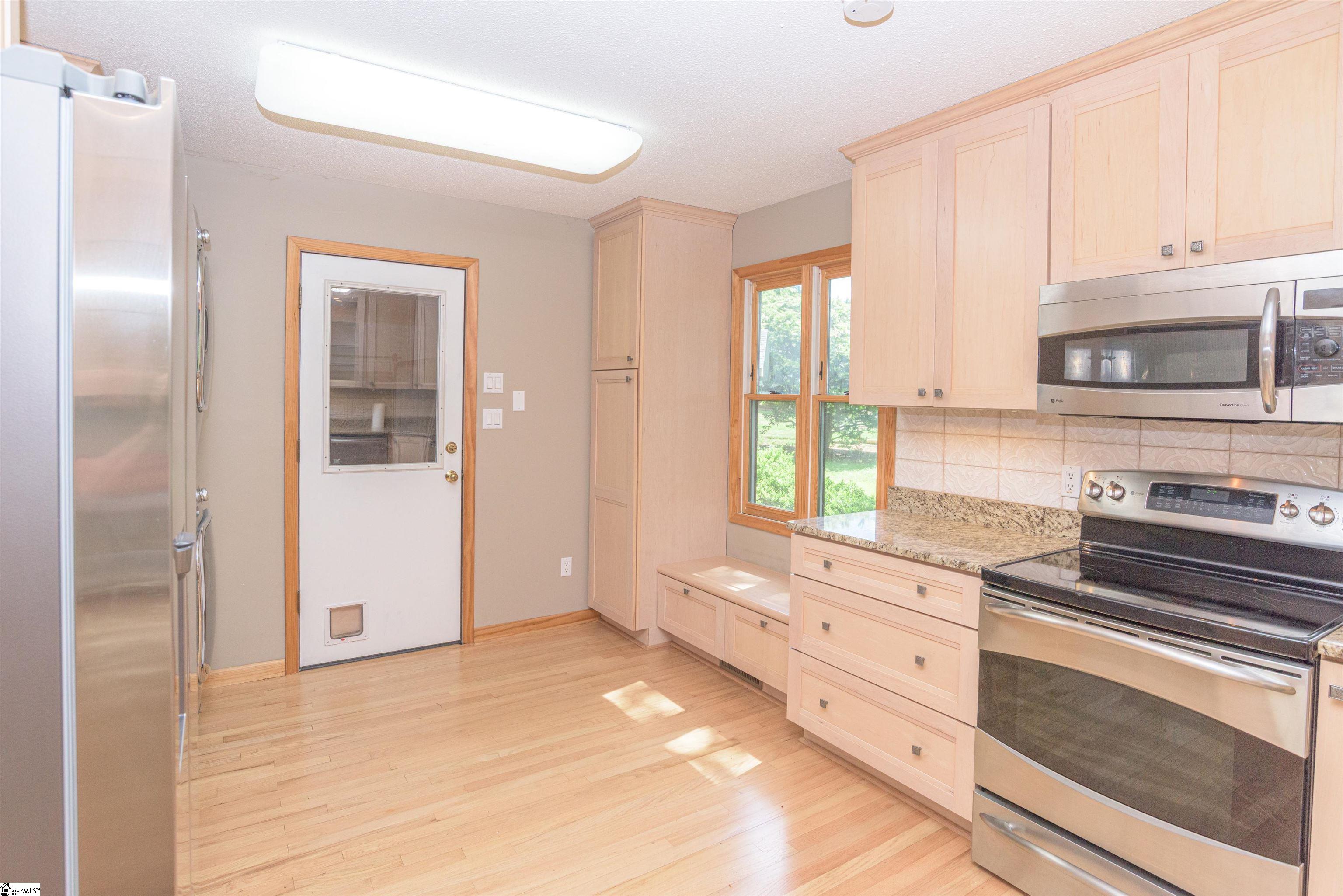 154 Poplar Knoll Drive Moore, SC 29369-9203