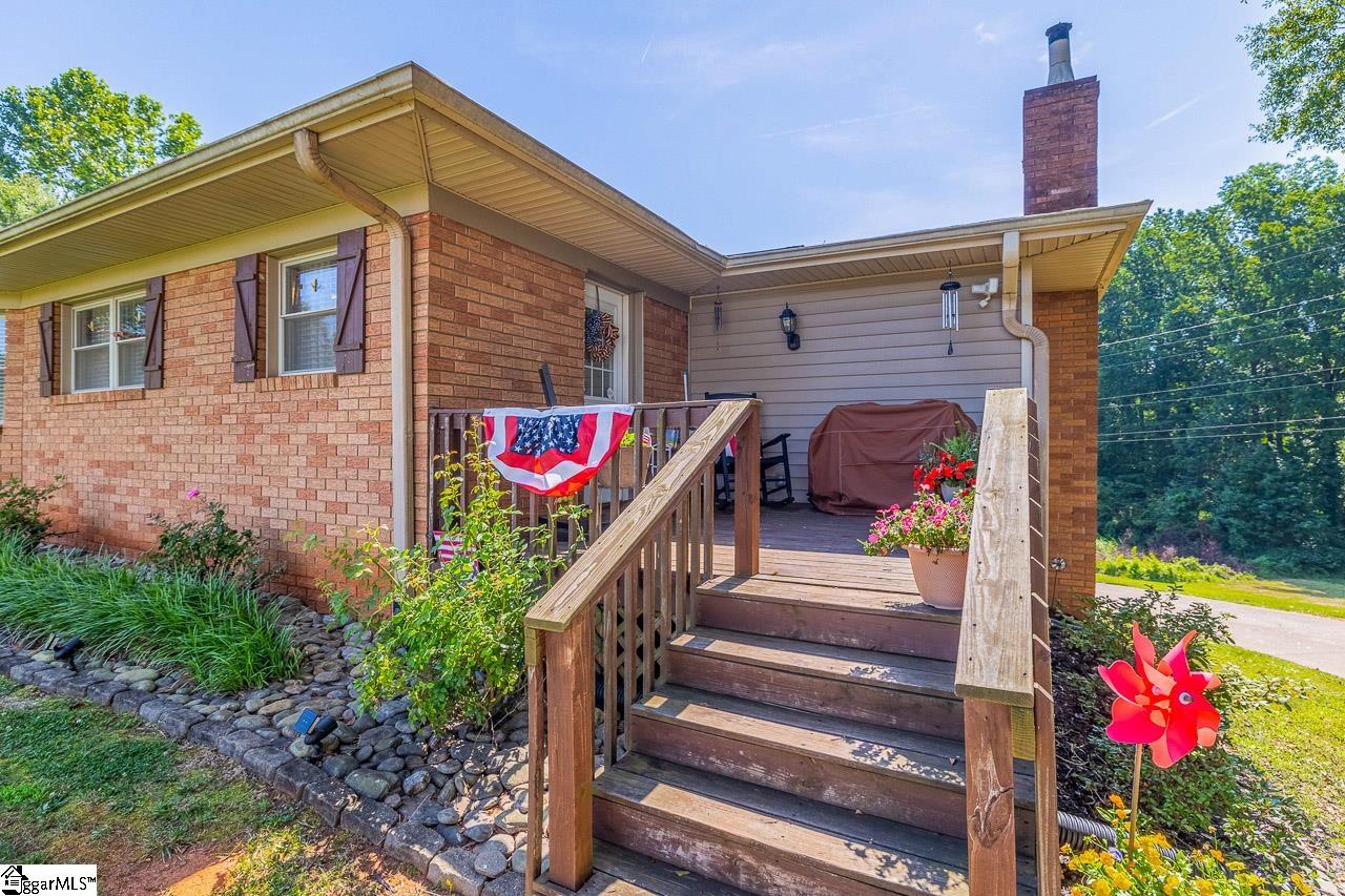 849 Harvey Road Greer, SC 29651