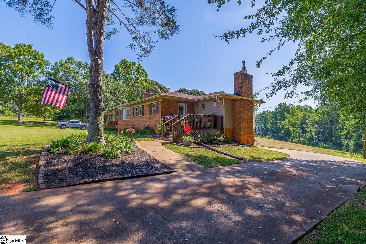 849 Harvey Road Greer, SC 29651