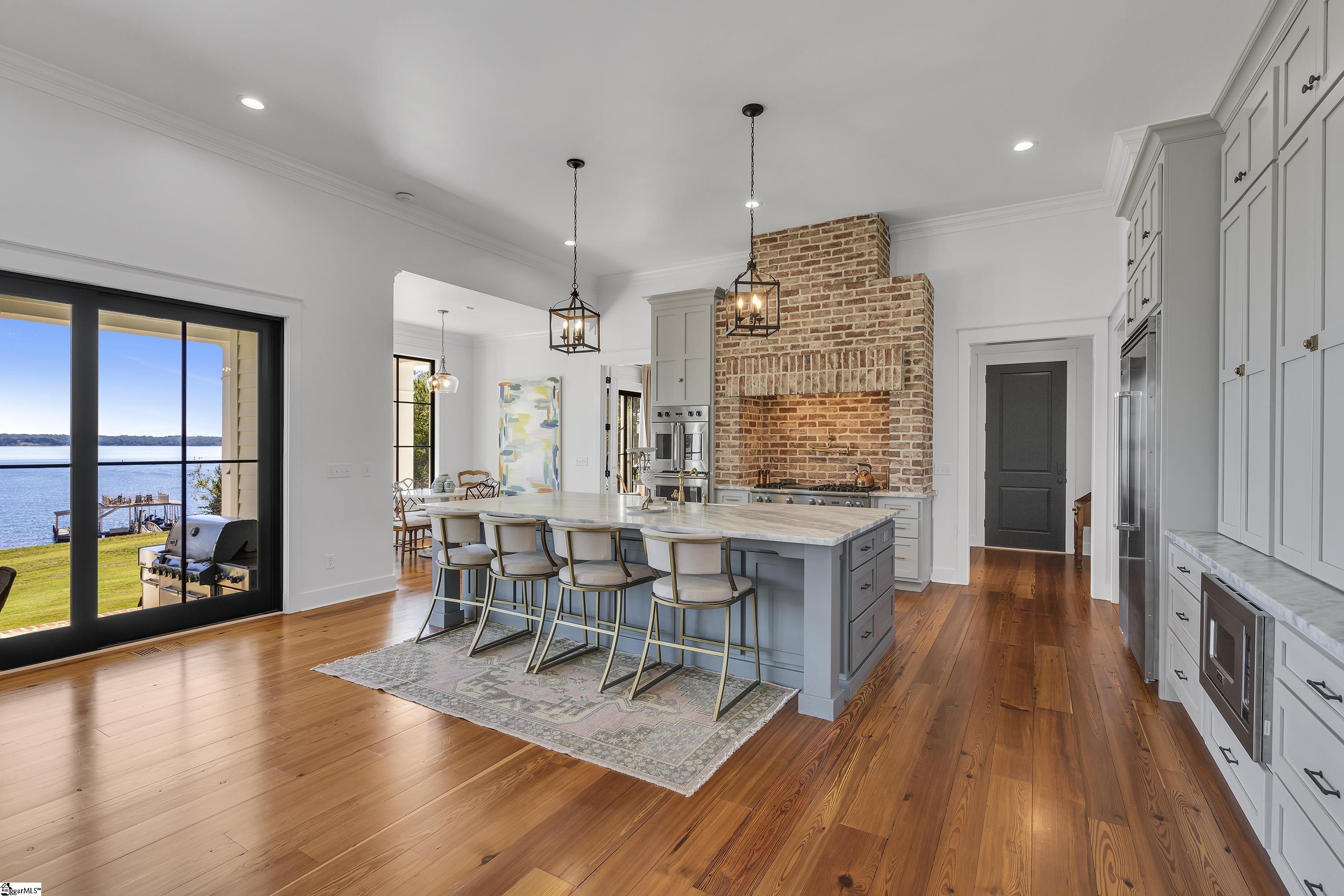 100 Keowee Club Road Townville, SC 29689