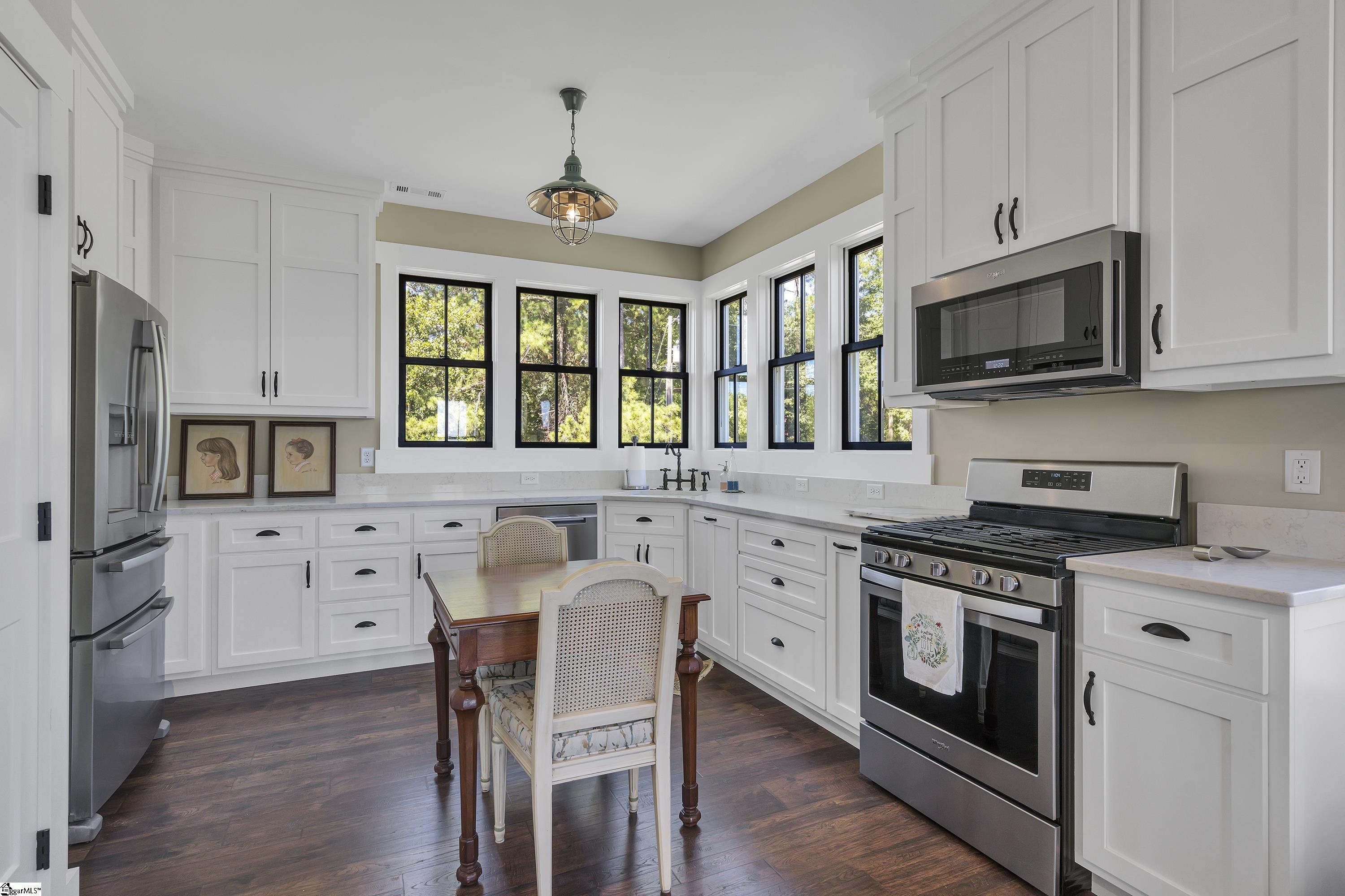 100 Keowee Club Road Townville, SC 29689