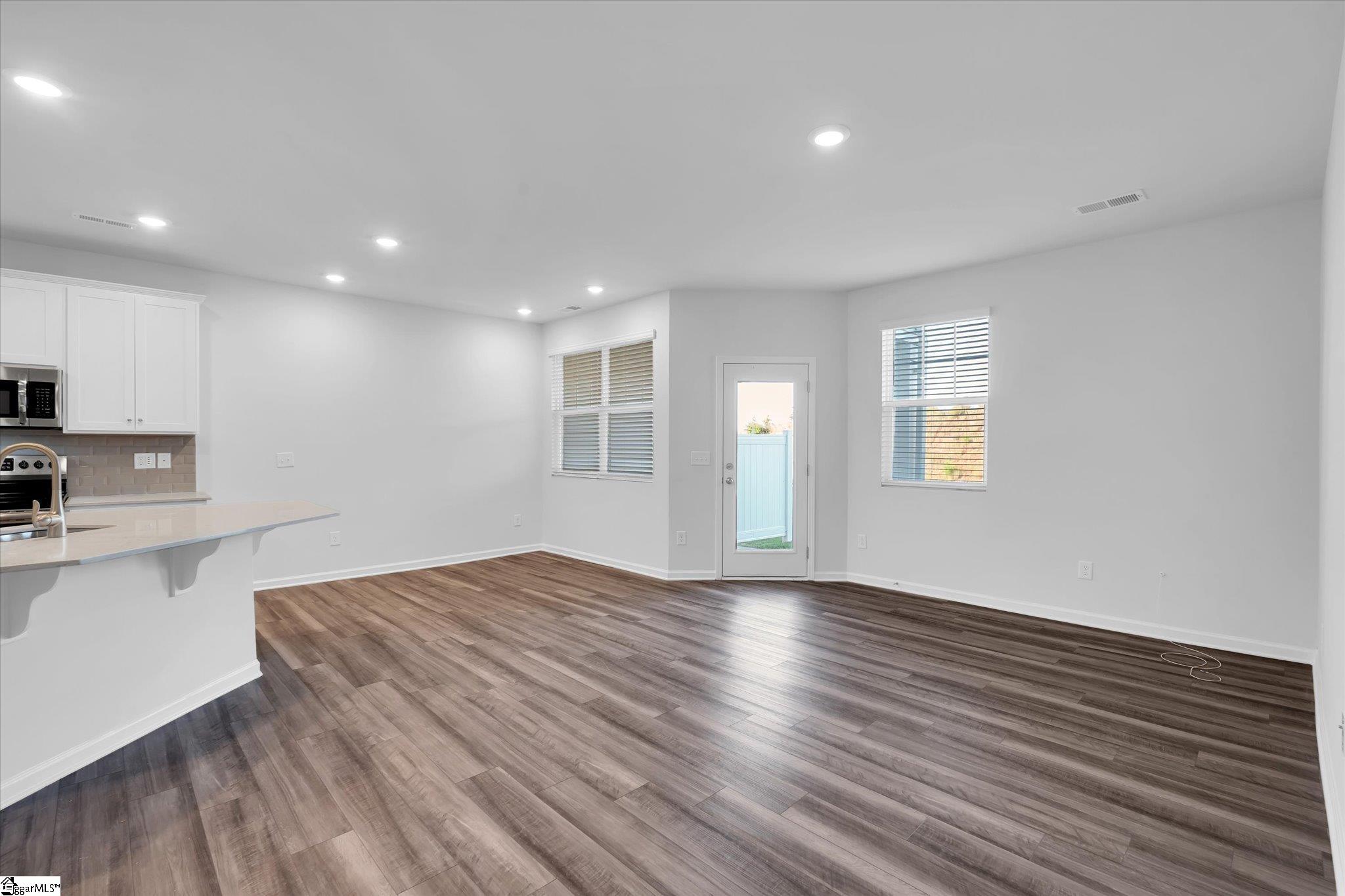 292 E Compass Way Easley, SC 29640