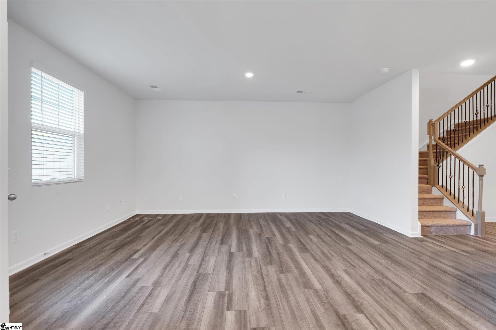 292 E Compass Way Easley, SC 29640