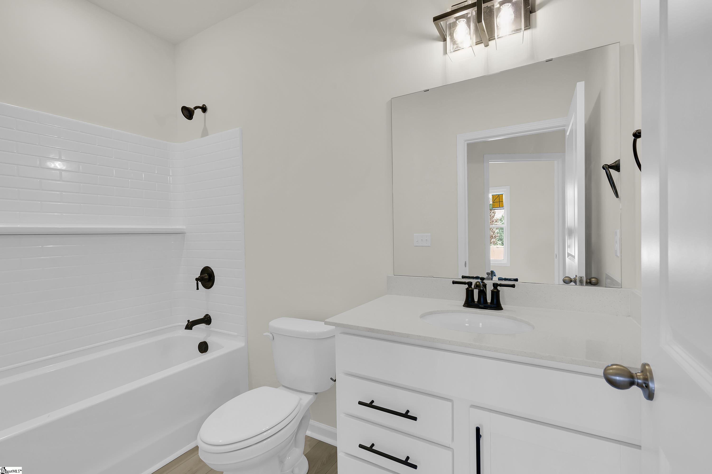 140 Hunter Ridge Drive Boiling Springs, SC 29316