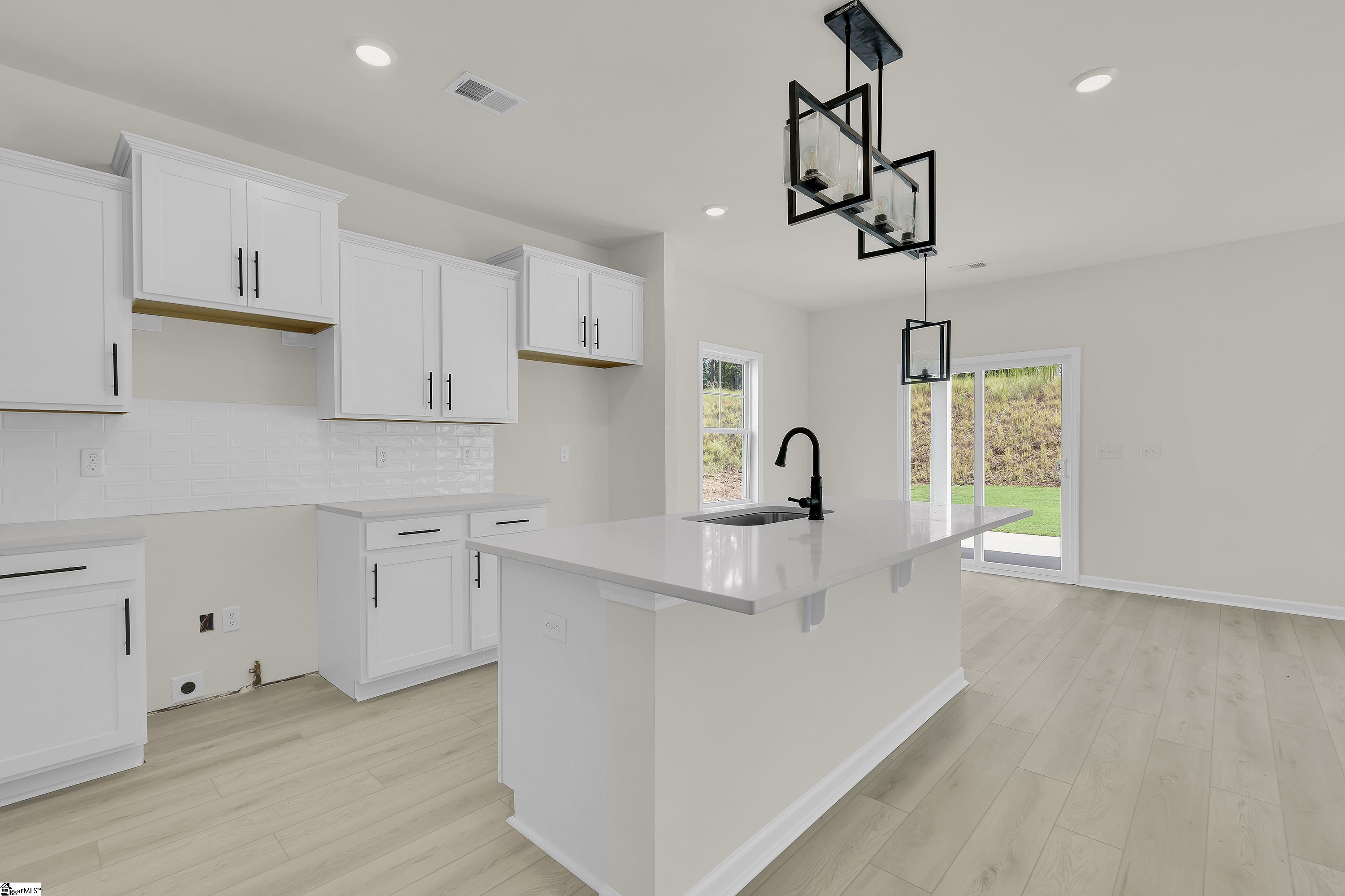 140 Hunter Ridge Drive Boiling Springs, SC 29316