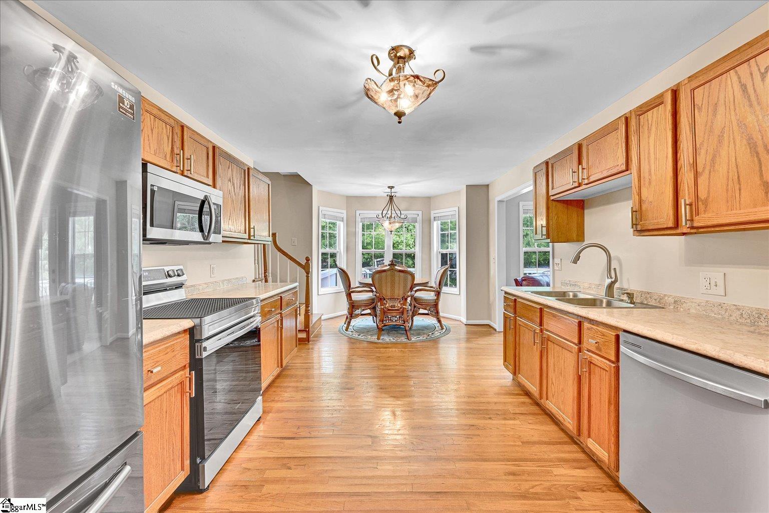 12 Marine Road Greenville, SC 29617