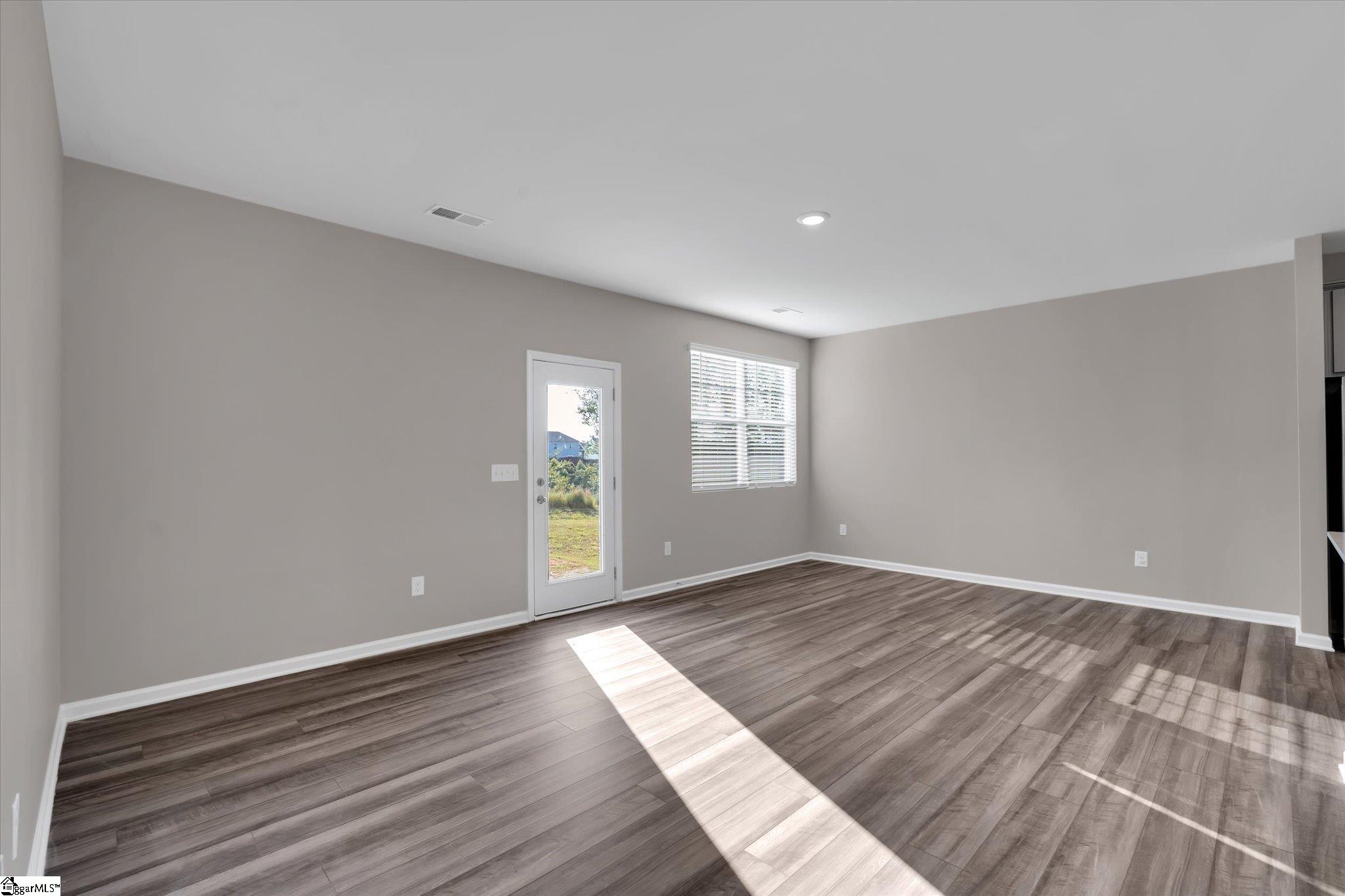 291 E Compass Way Easley, SC 29640