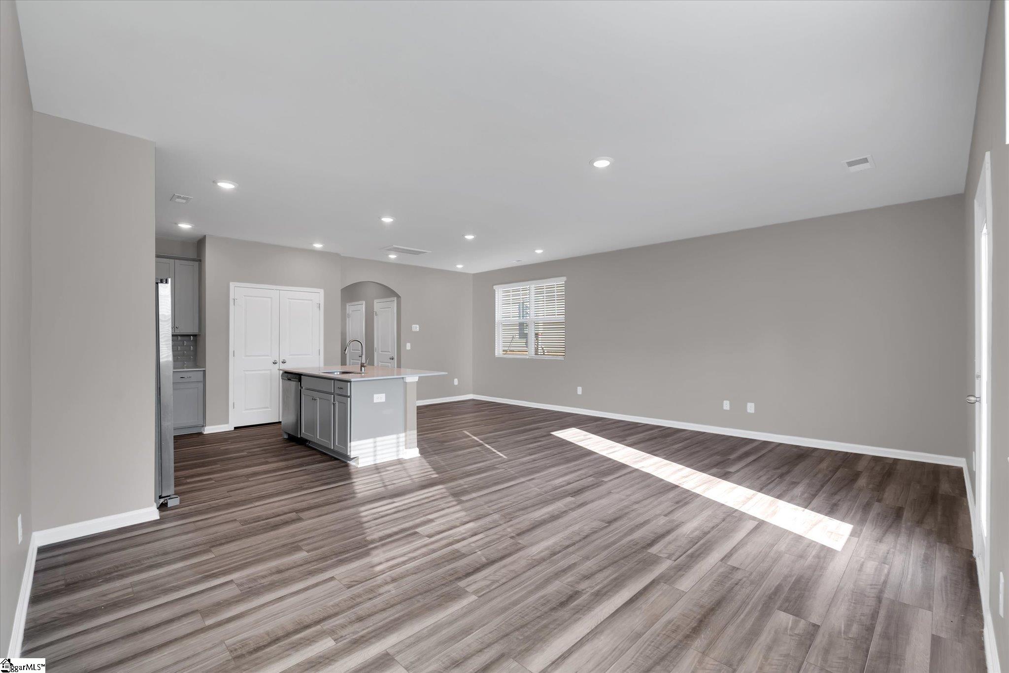 291 E Compass Way Easley, SC 29640