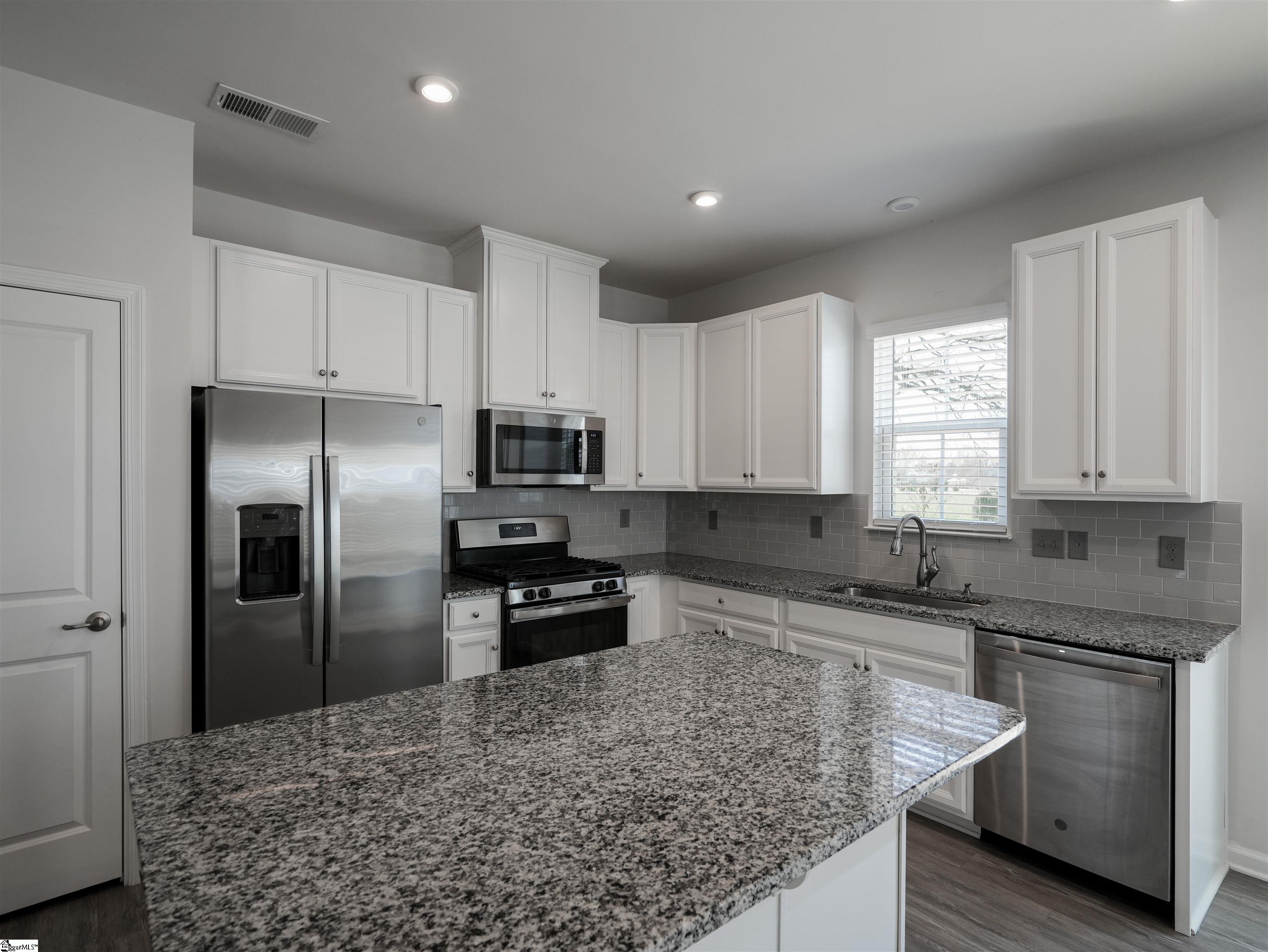 221 Hipps Crossing Drive Simpsonville, SC 29680